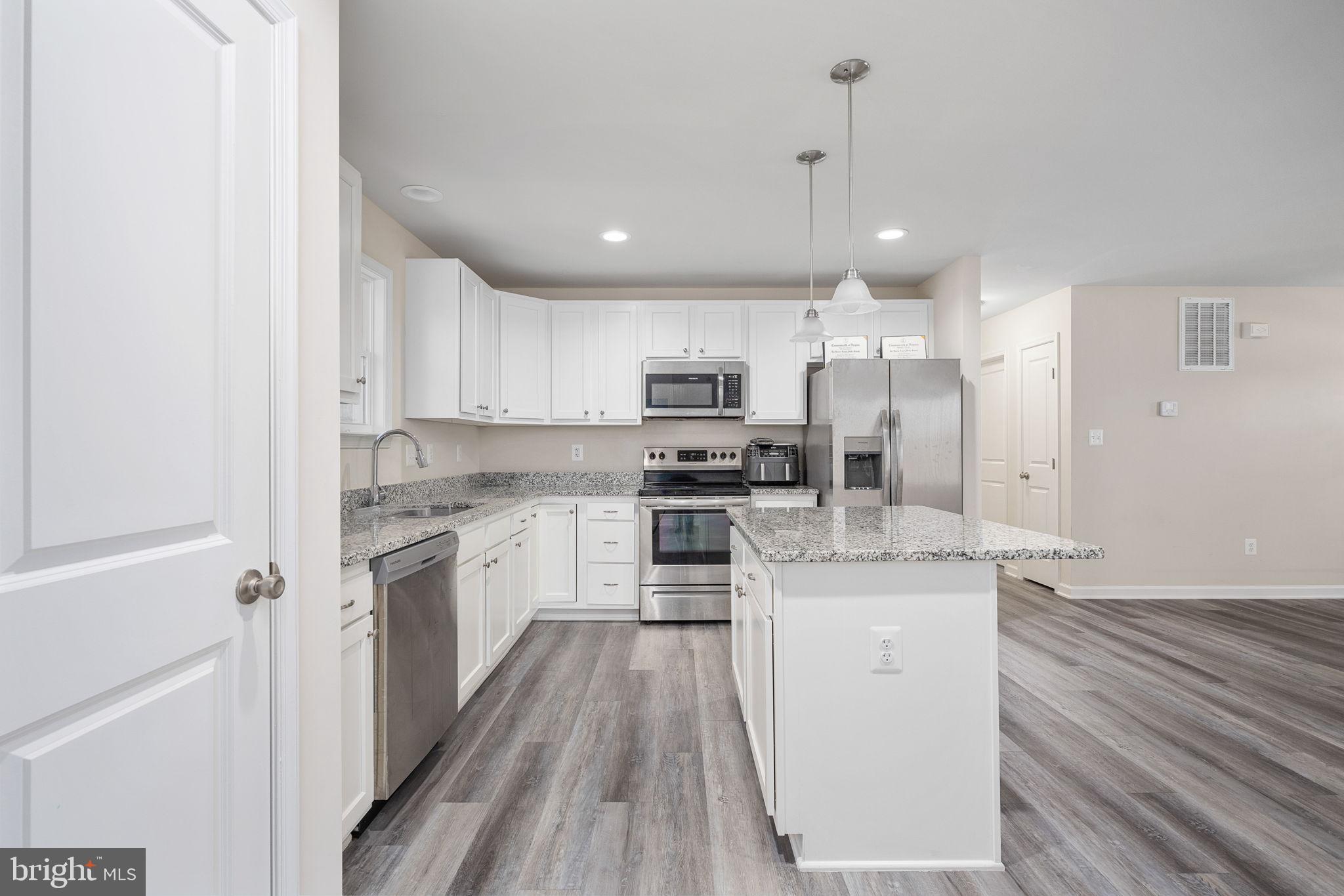 BERKLEY BEACH - Residential