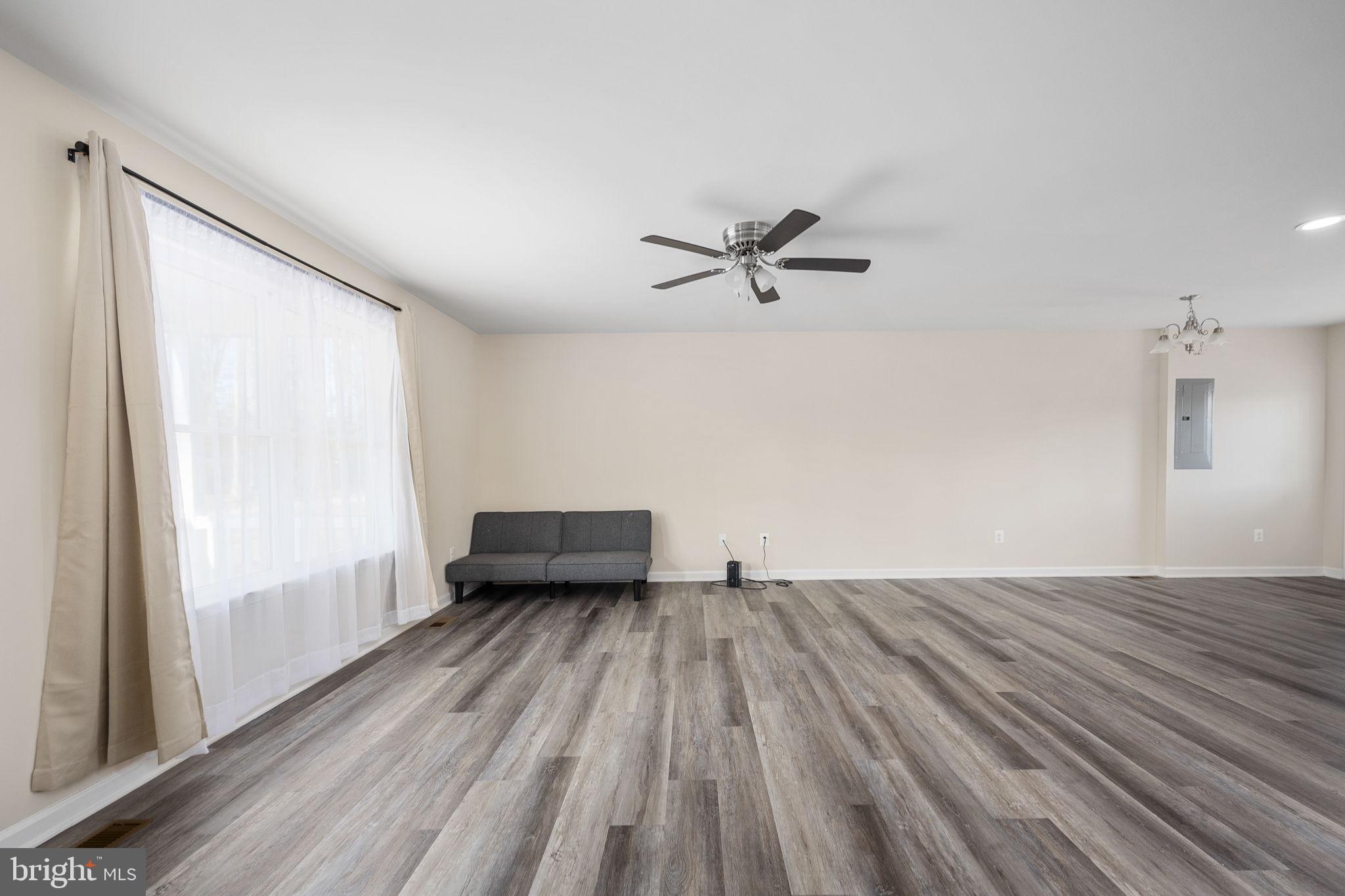 BERKLEY BEACH - Residential