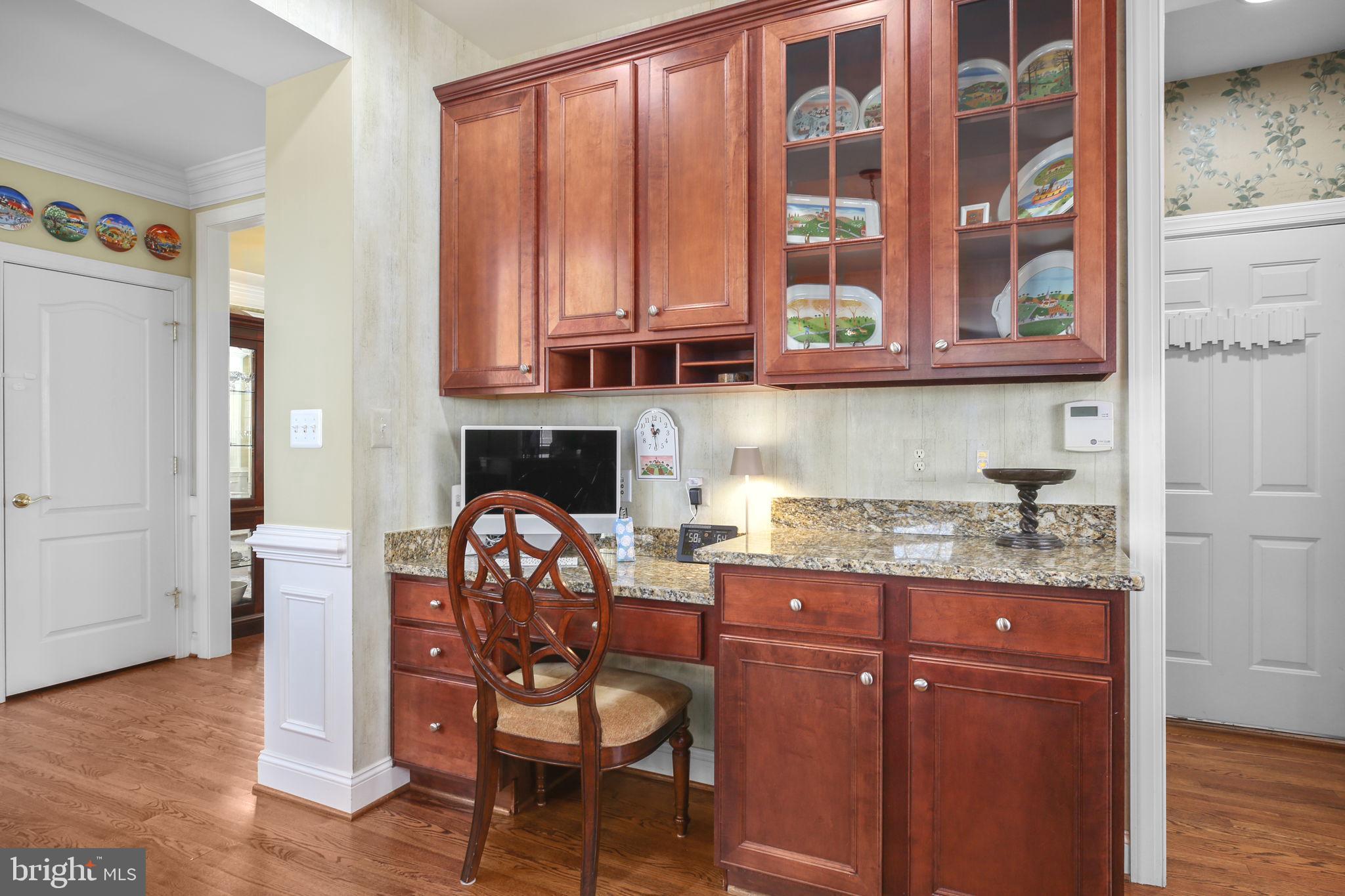SMITH LAKE ESTATES - Residential