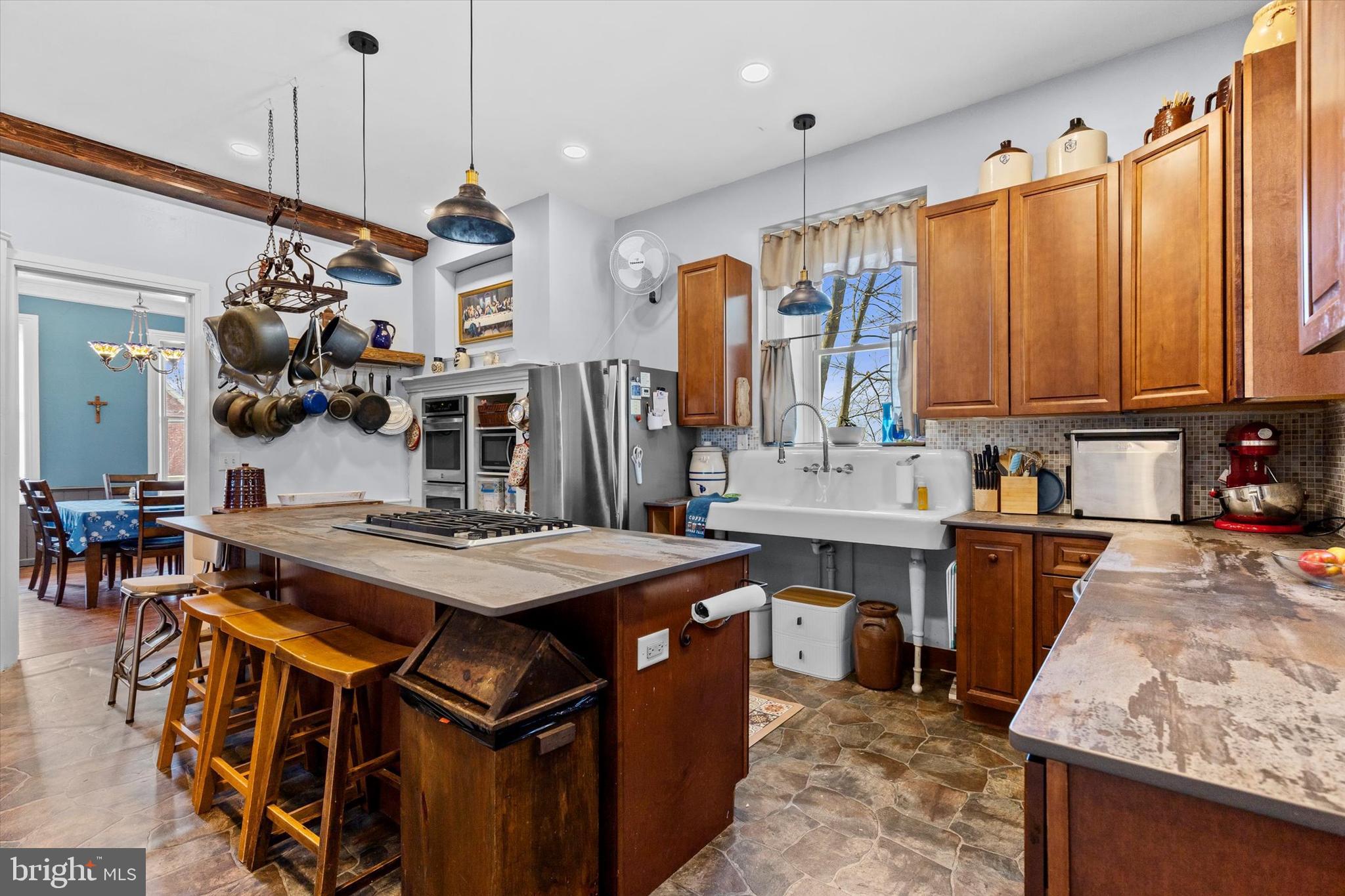 WINDSOR TWP - Residential