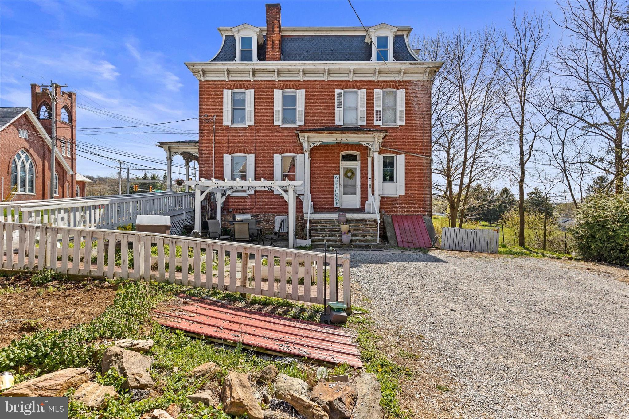 WINDSOR TWP - Residential