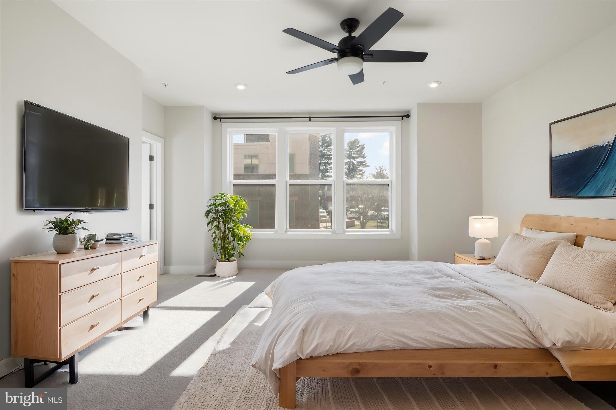 TALL OAKS - Residential Lease