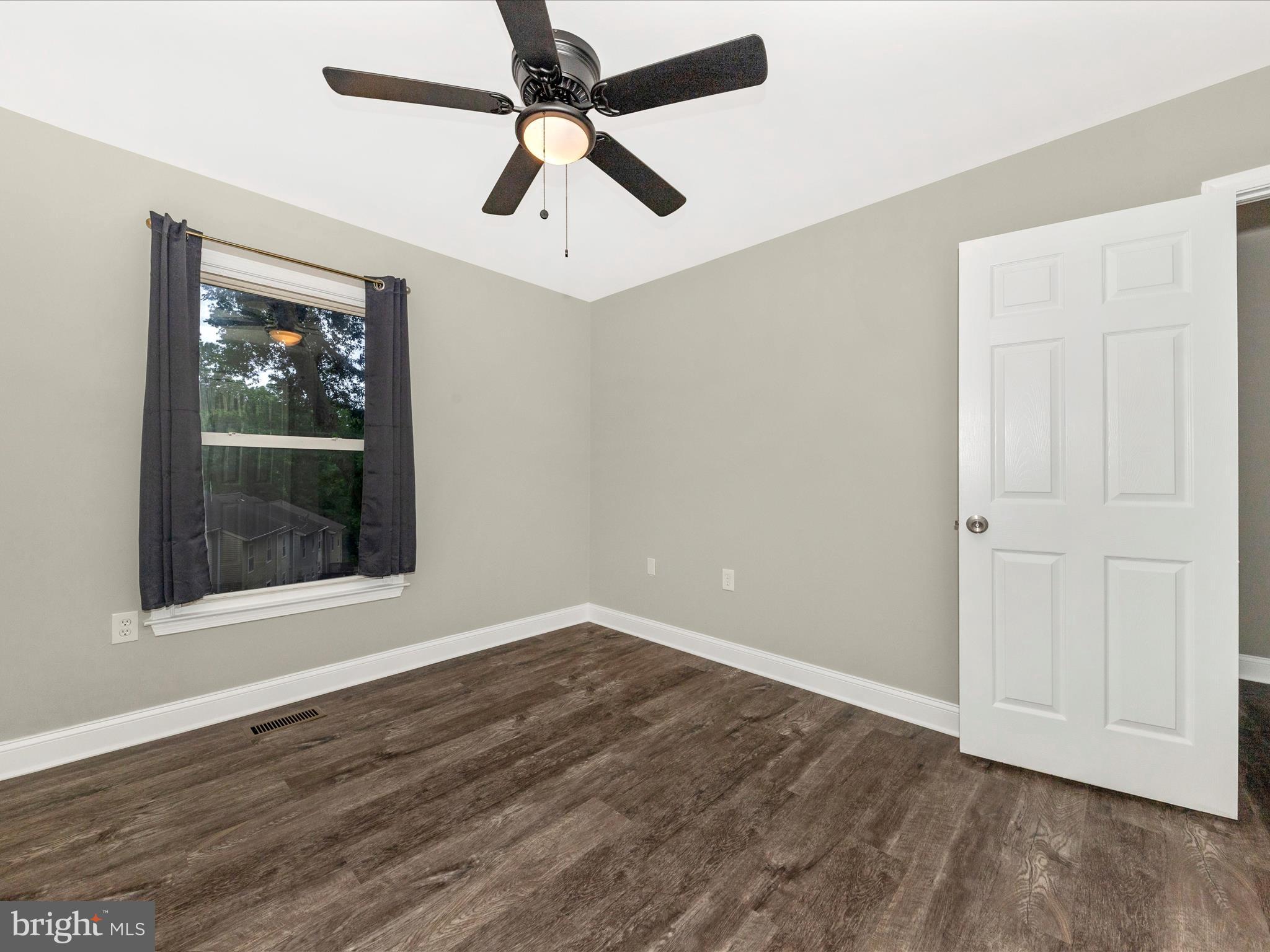 GREENCASTLE MANOR - Residential