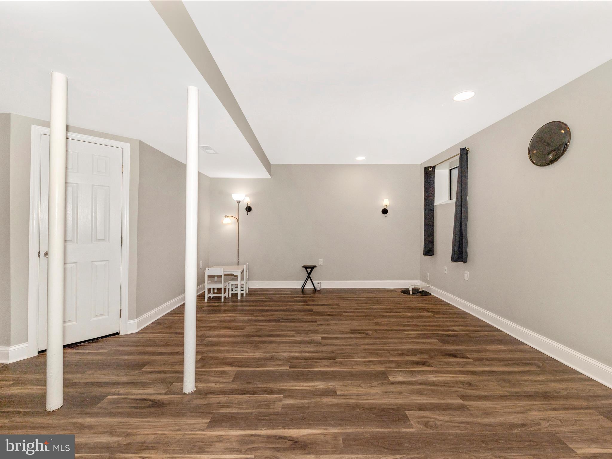 GREENCASTLE MANOR - Residential