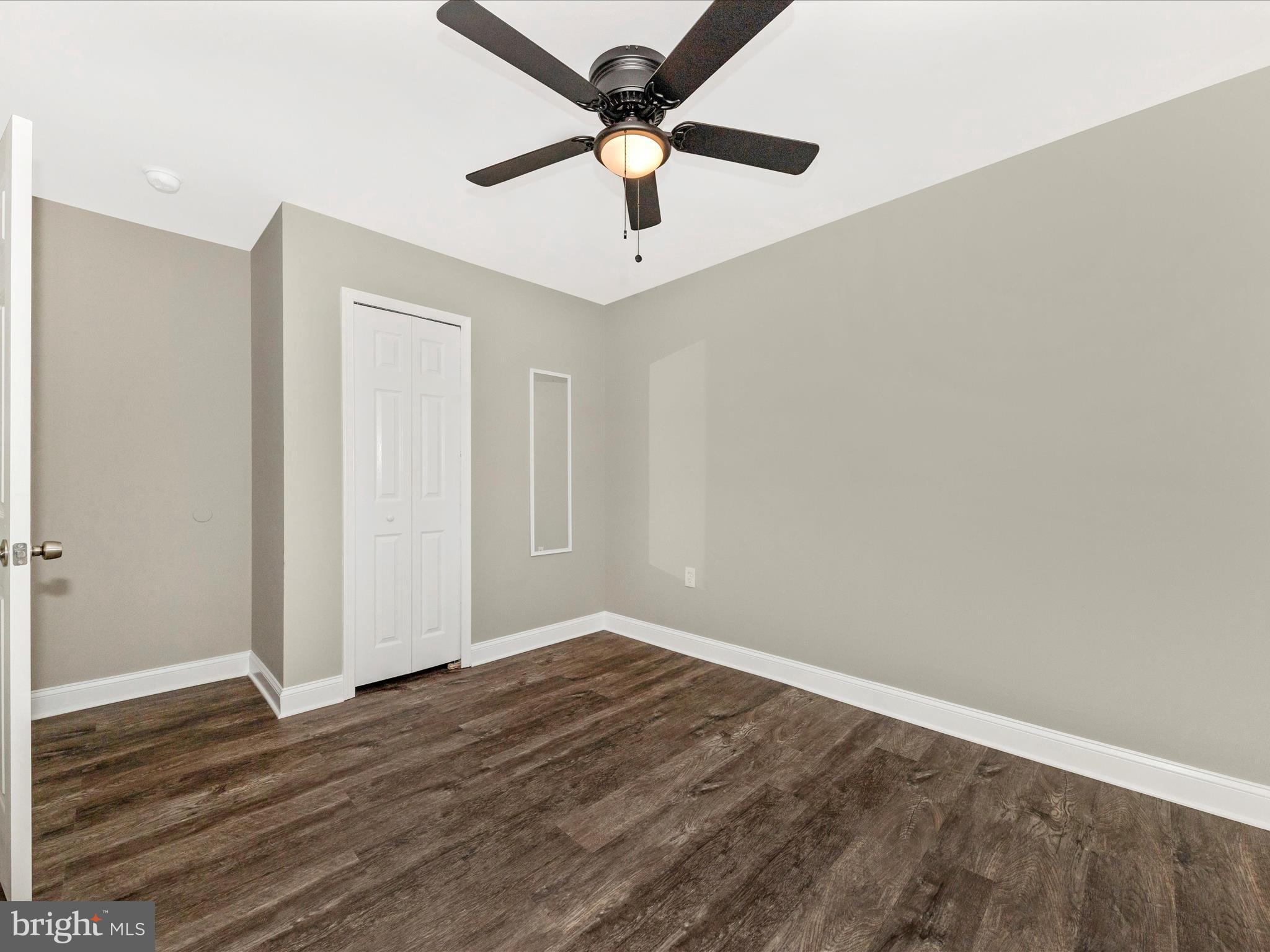 GREENCASTLE MANOR - Residential