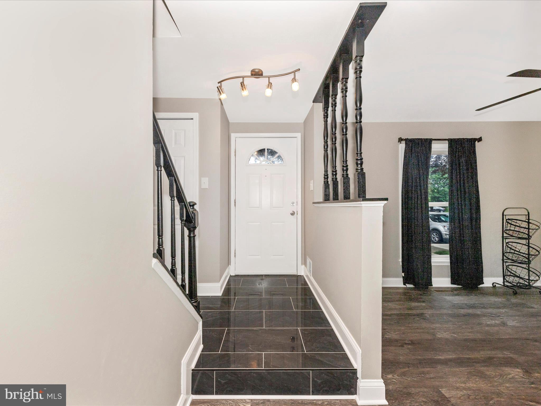 GREENCASTLE MANOR - Residential