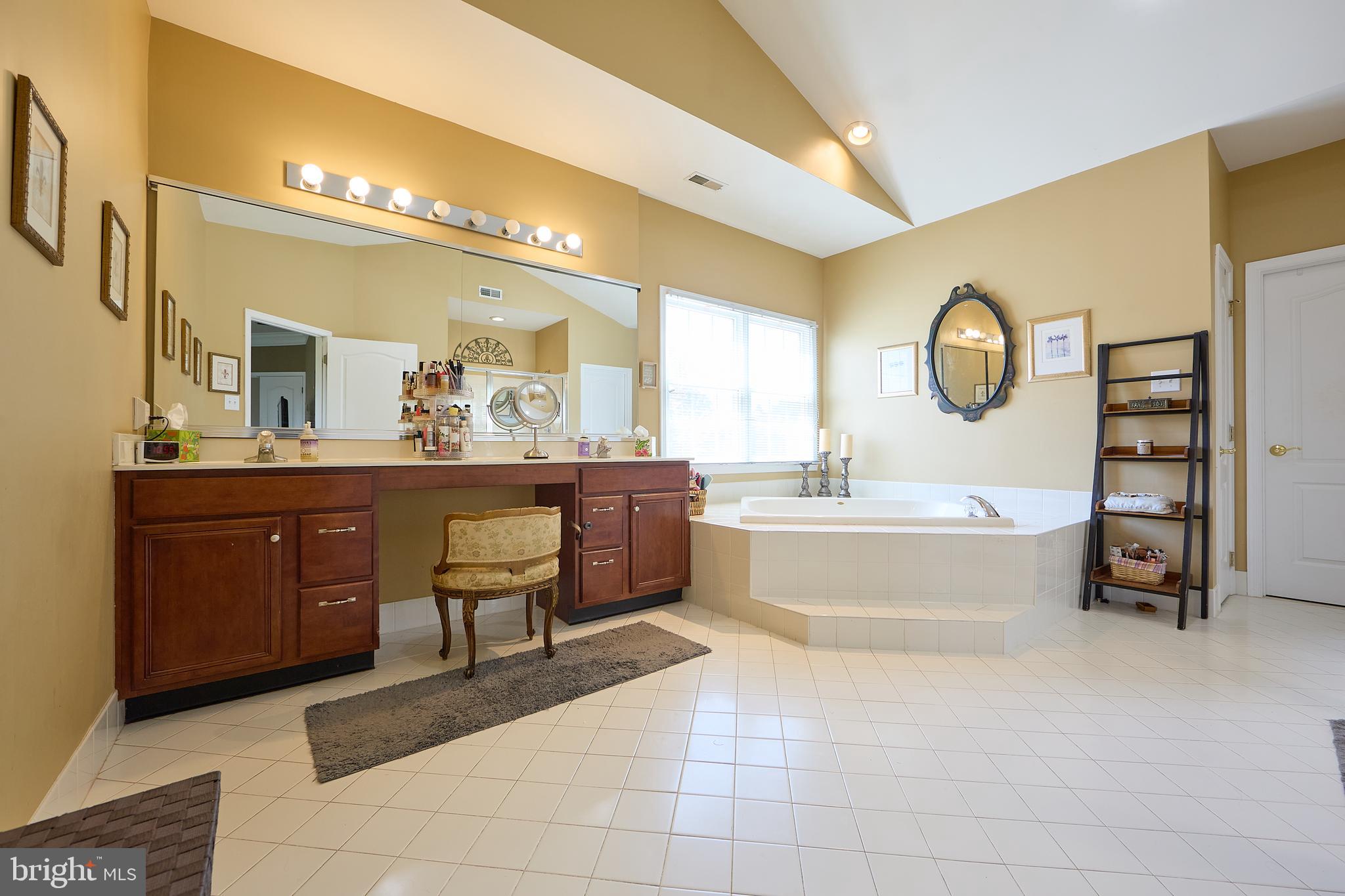 CHESTNUT RIDGE ESTATES - Residential