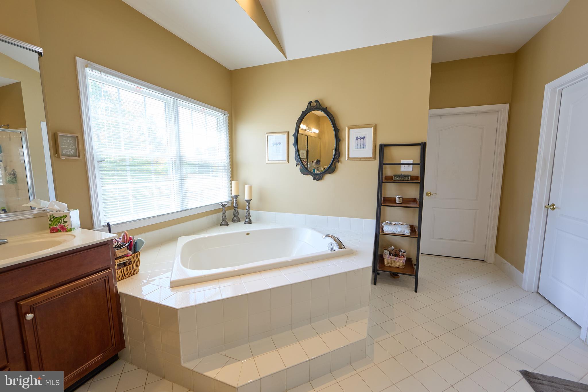 CHESTNUT RIDGE ESTATES - Residential