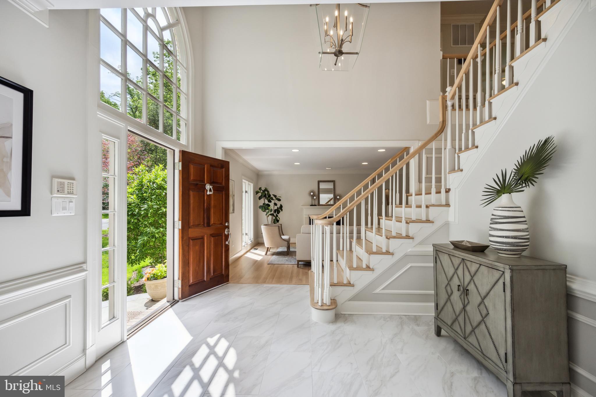 LANGLEY OAKS - Residential