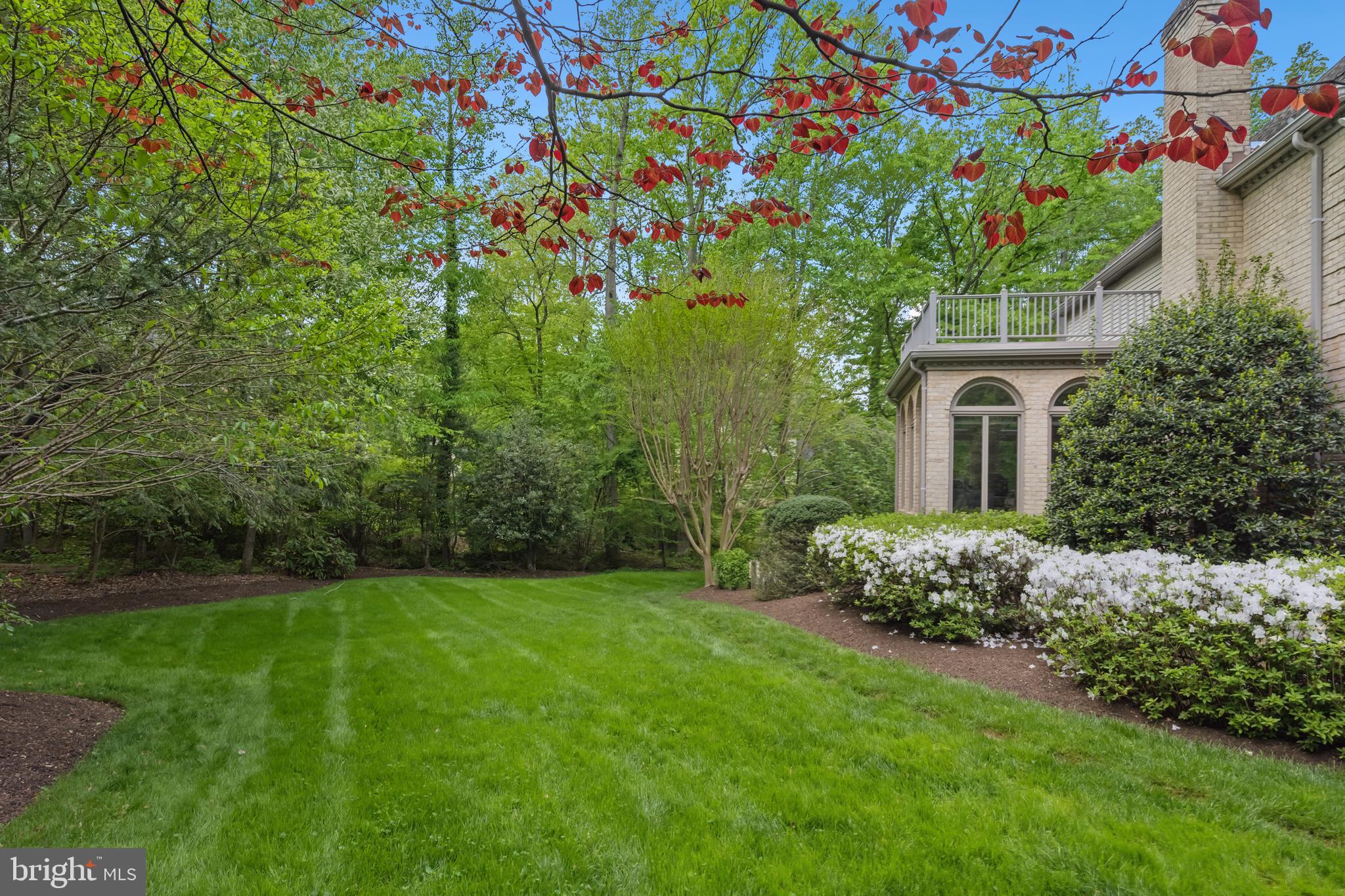 LANGLEY OAKS - Residential