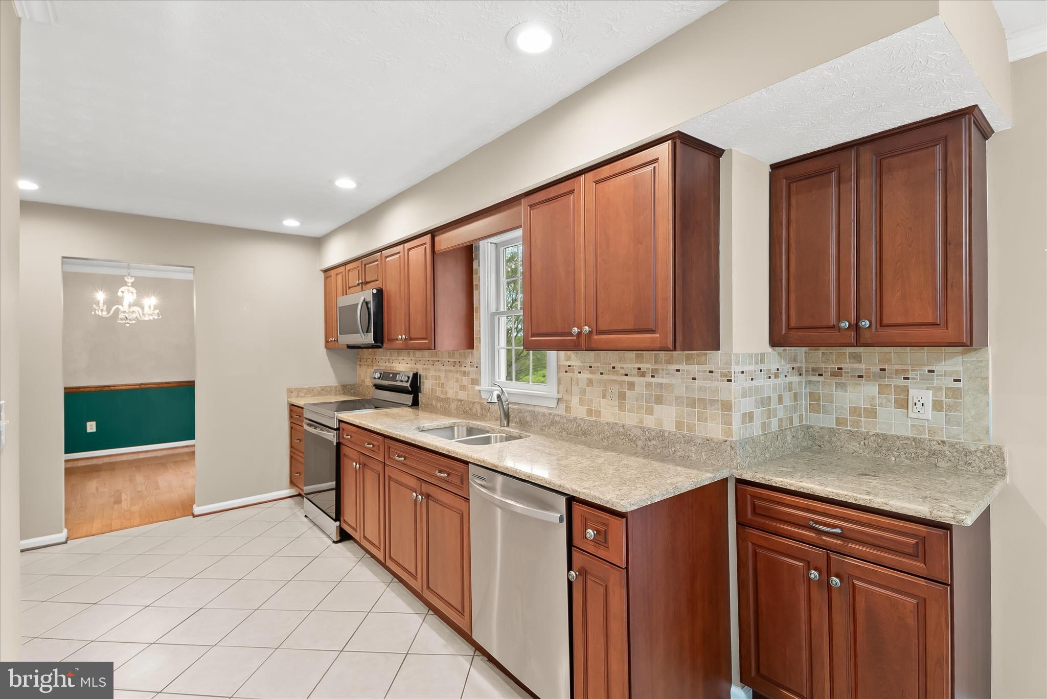 STONE HOUSE VILLAGE - Residential
