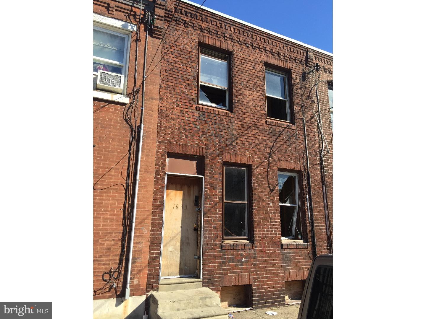 Do not miss out on this property.  It features High ceilings, Open floor plan straight through design. Brick front in great condition. Easy fixer  Not Bank owned easy transaction.  Its a steal in a growing Kensington area.