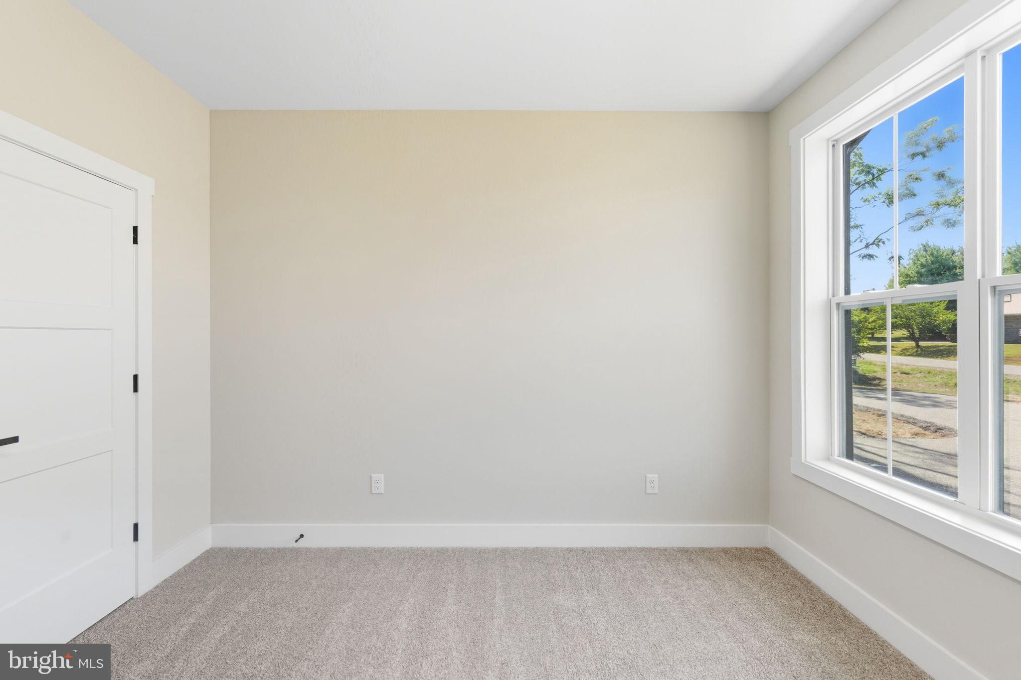 HALLMARK GLEN - Residential