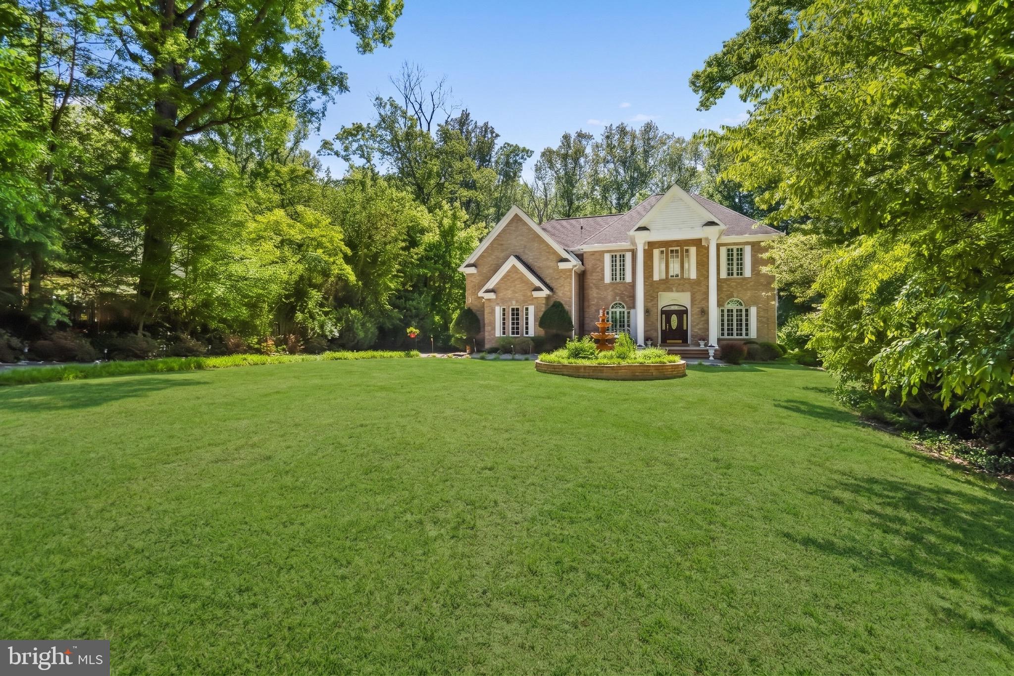 PINE RIDGE - Residential