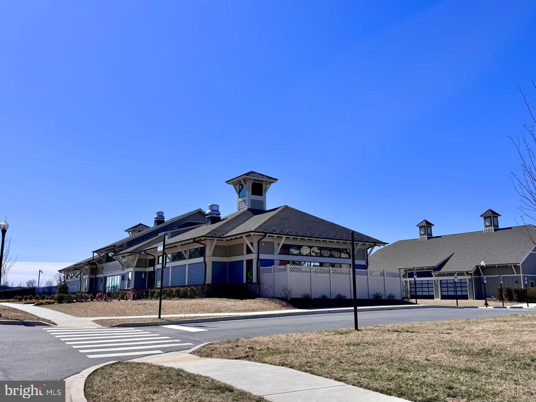 STONE BARN VILLAGE - Residential Lease