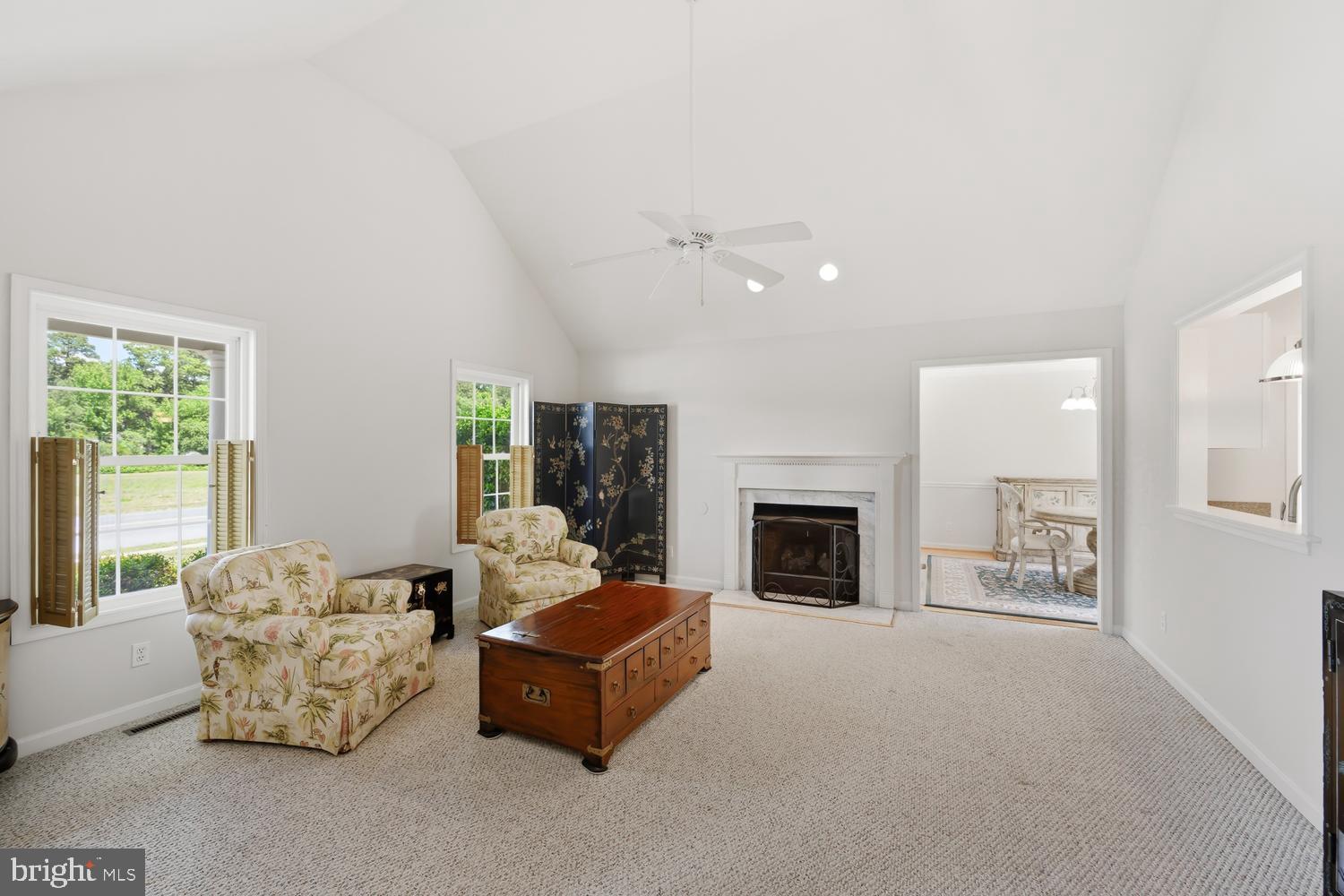 THE HOLLY'S - Residential