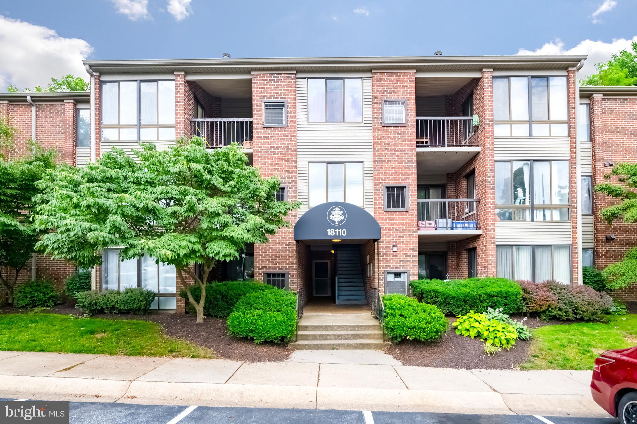 FARMINGDALE - Residential Lease