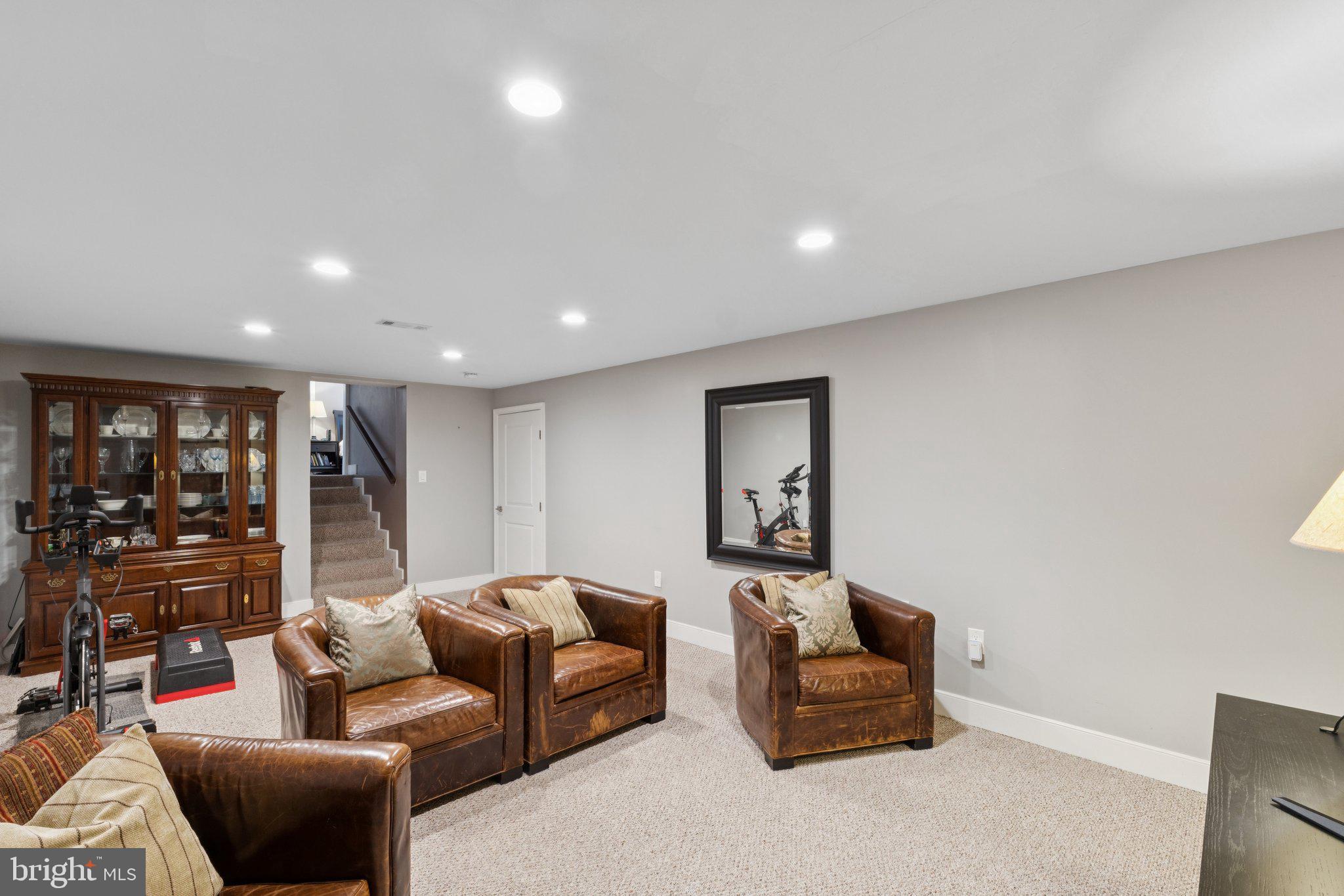 BEL PRE WOODS - Residential