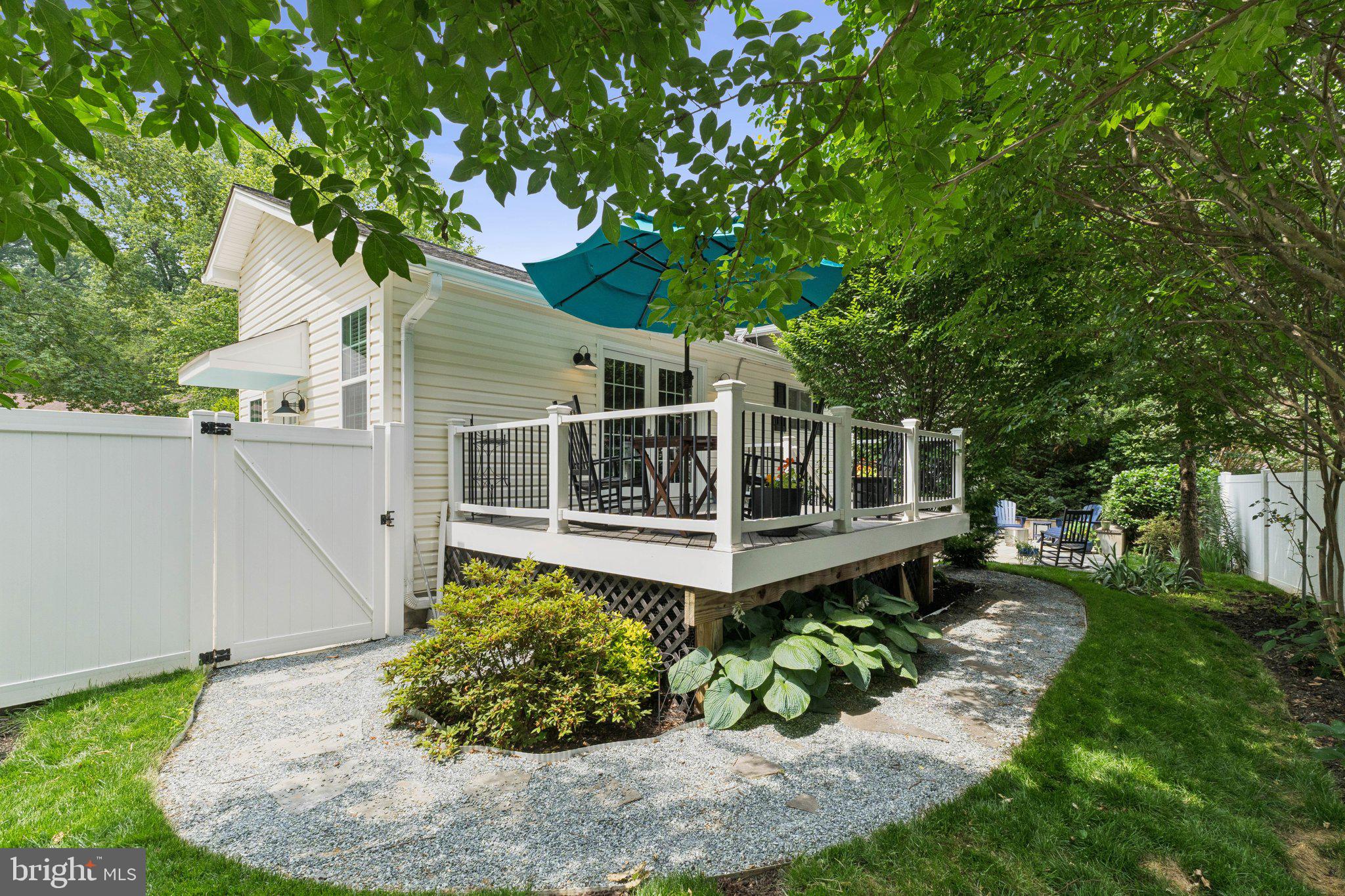 BEL PRE WOODS - Residential