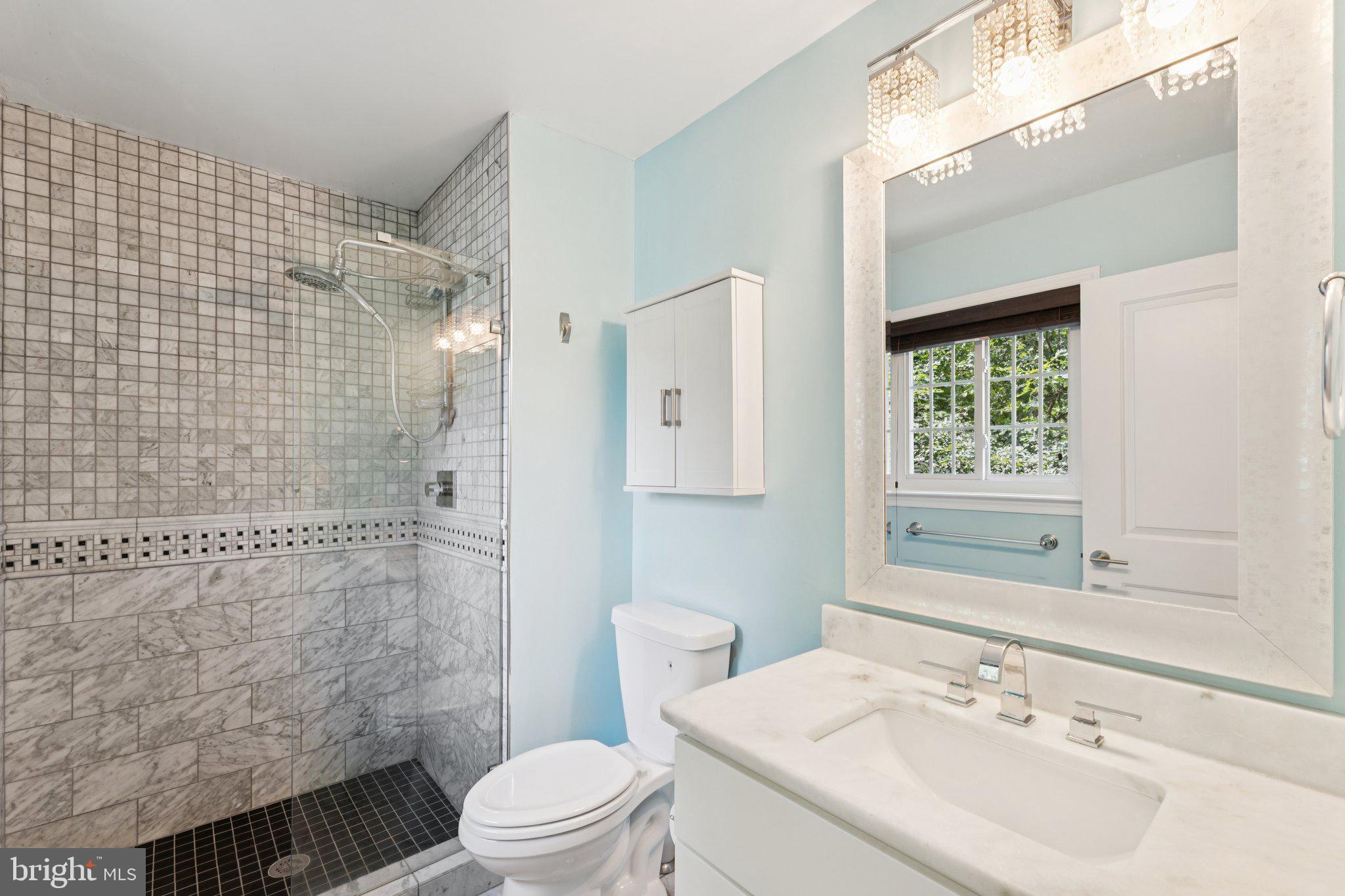 BEL PRE WOODS - Residential