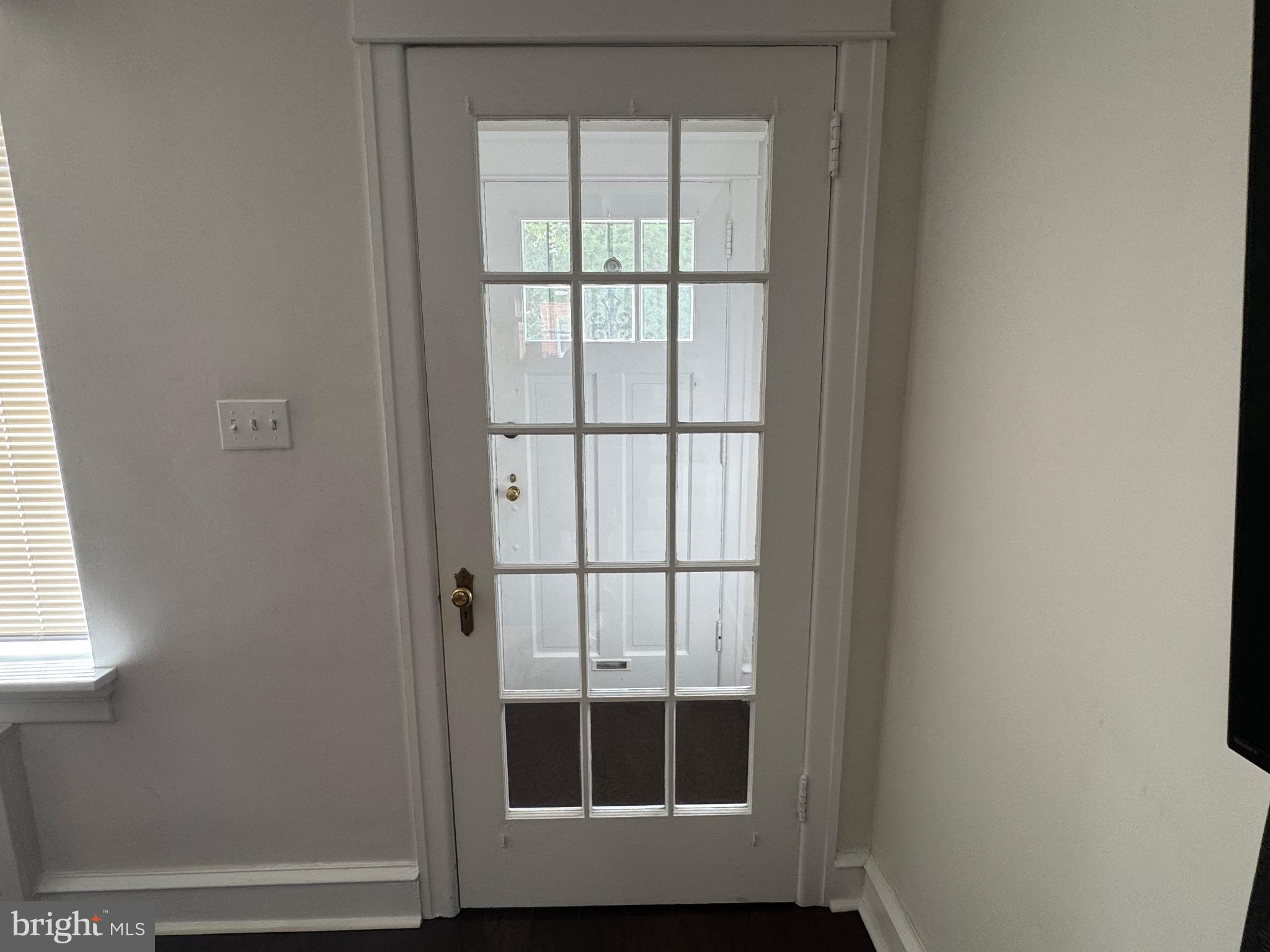 WEST OAK LANE - Residential