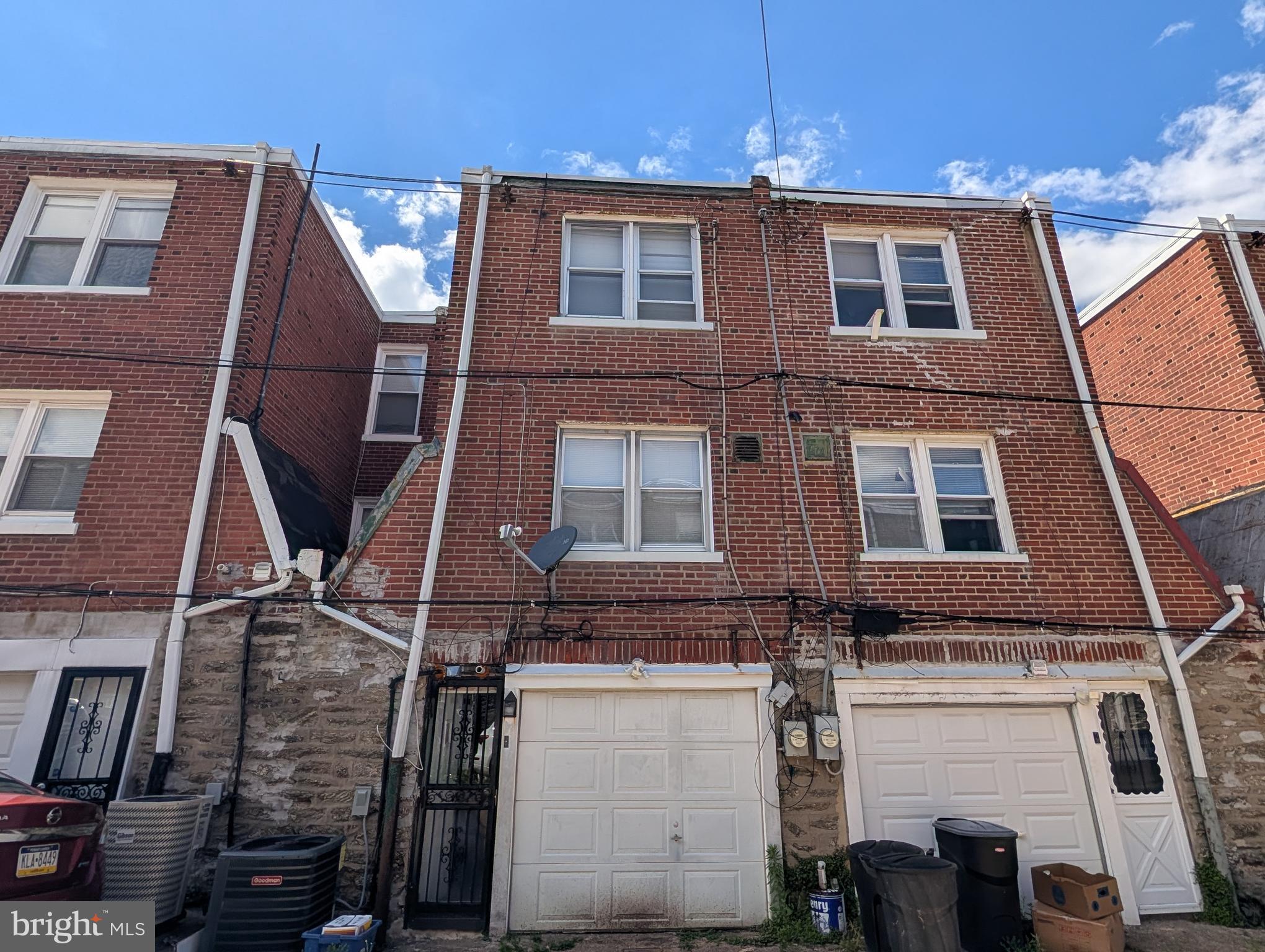 WEST OAK LANE - Residential