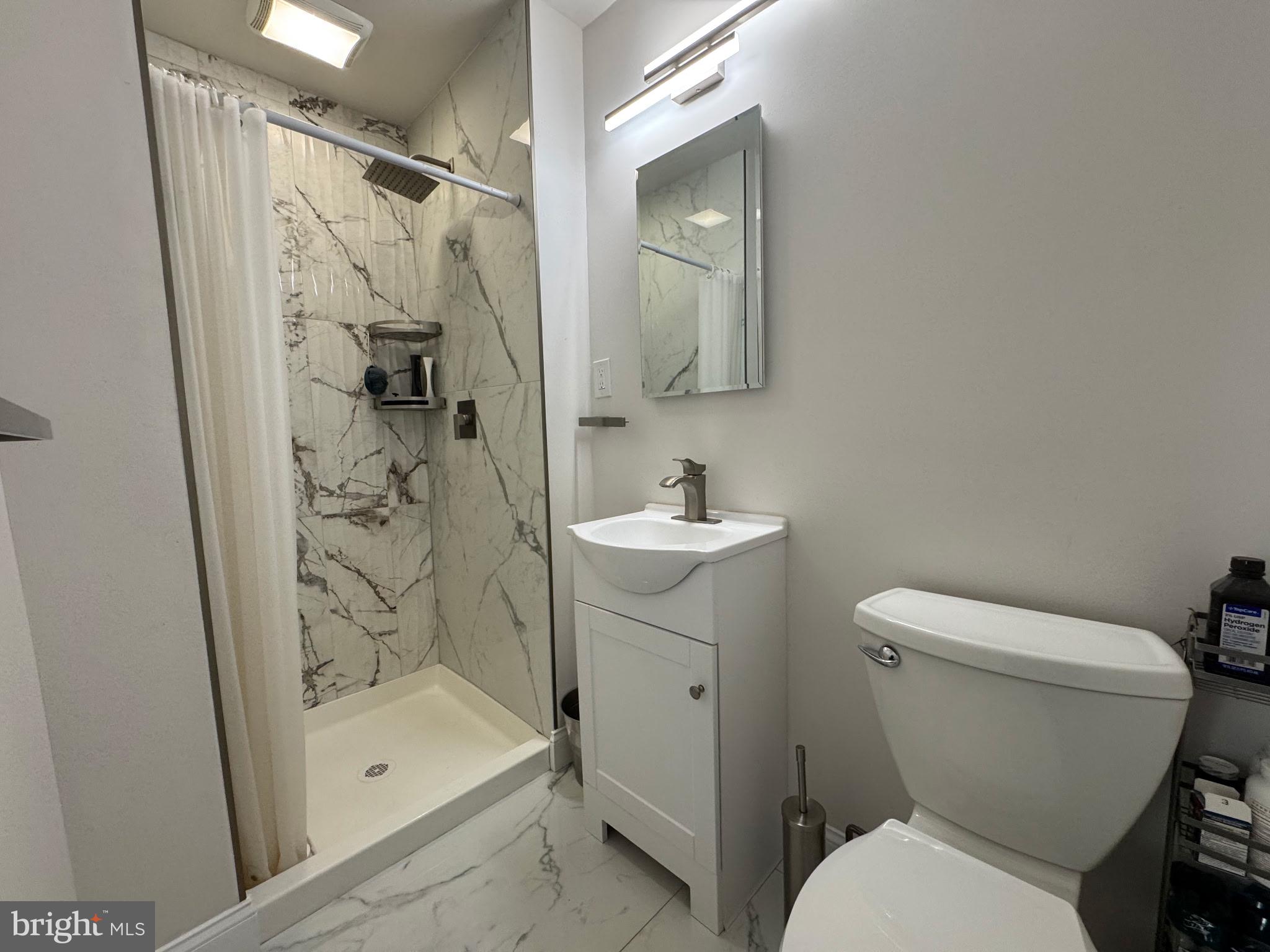 WEST OAK LANE - Residential