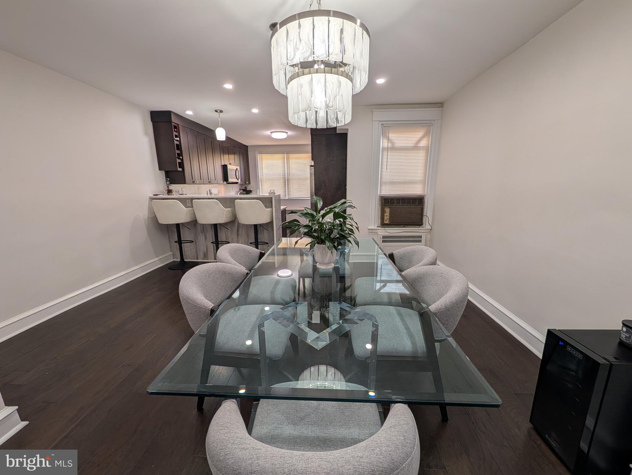 WEST OAK LANE - Residential
