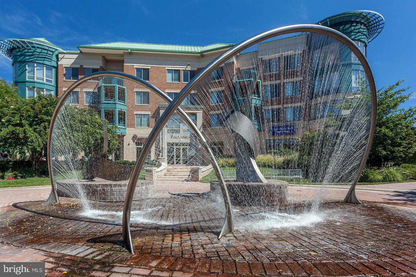 PALLADIUM AT MCLEAN - Residential