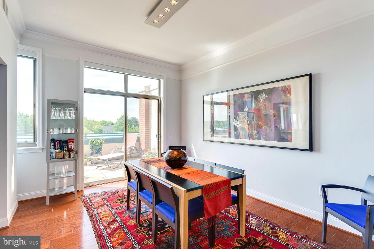 PALLADIUM AT MCLEAN - Residential