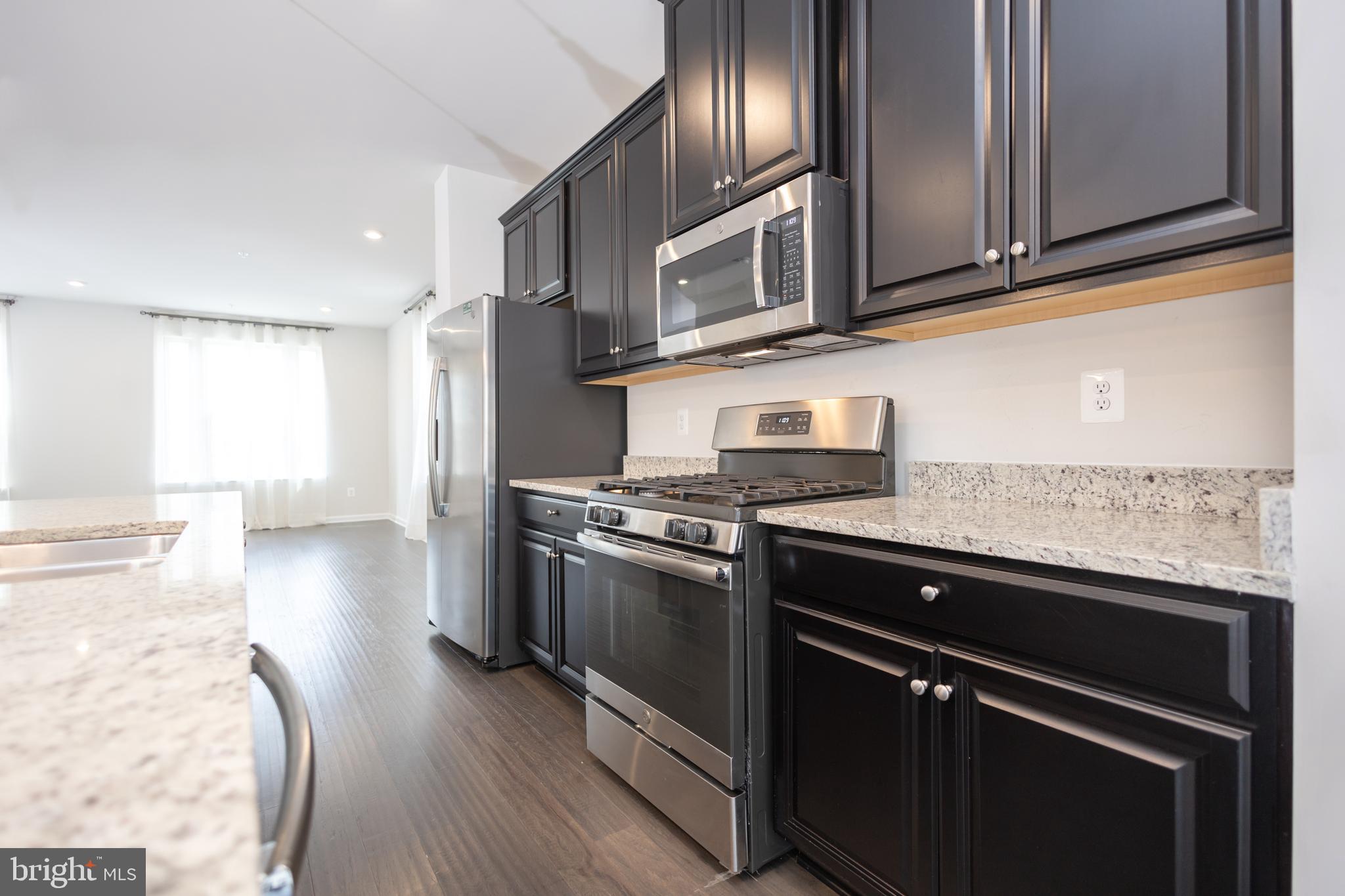 PARKSIDE - Residential Lease