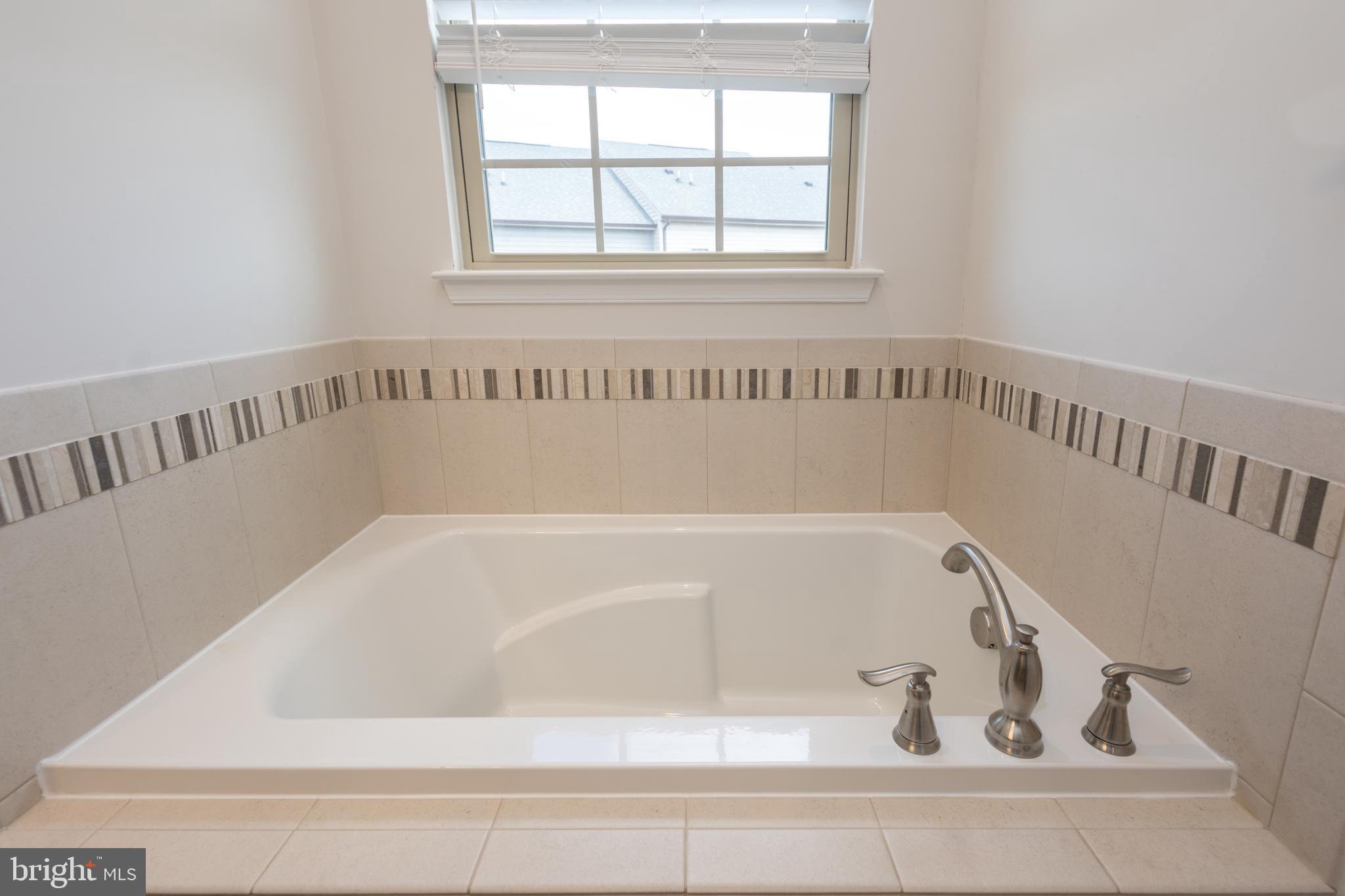 PARKSIDE - Residential Lease