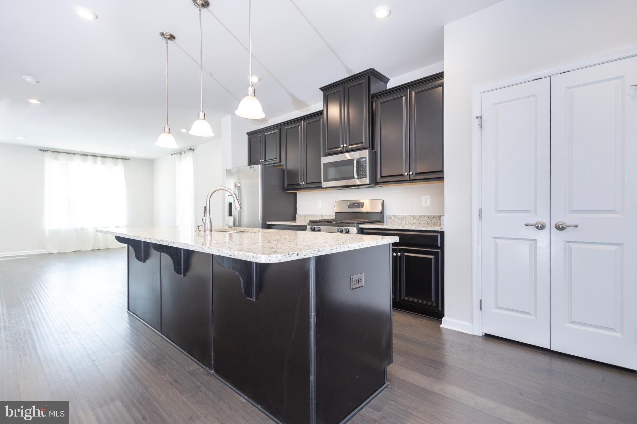 PARKSIDE - Residential Lease