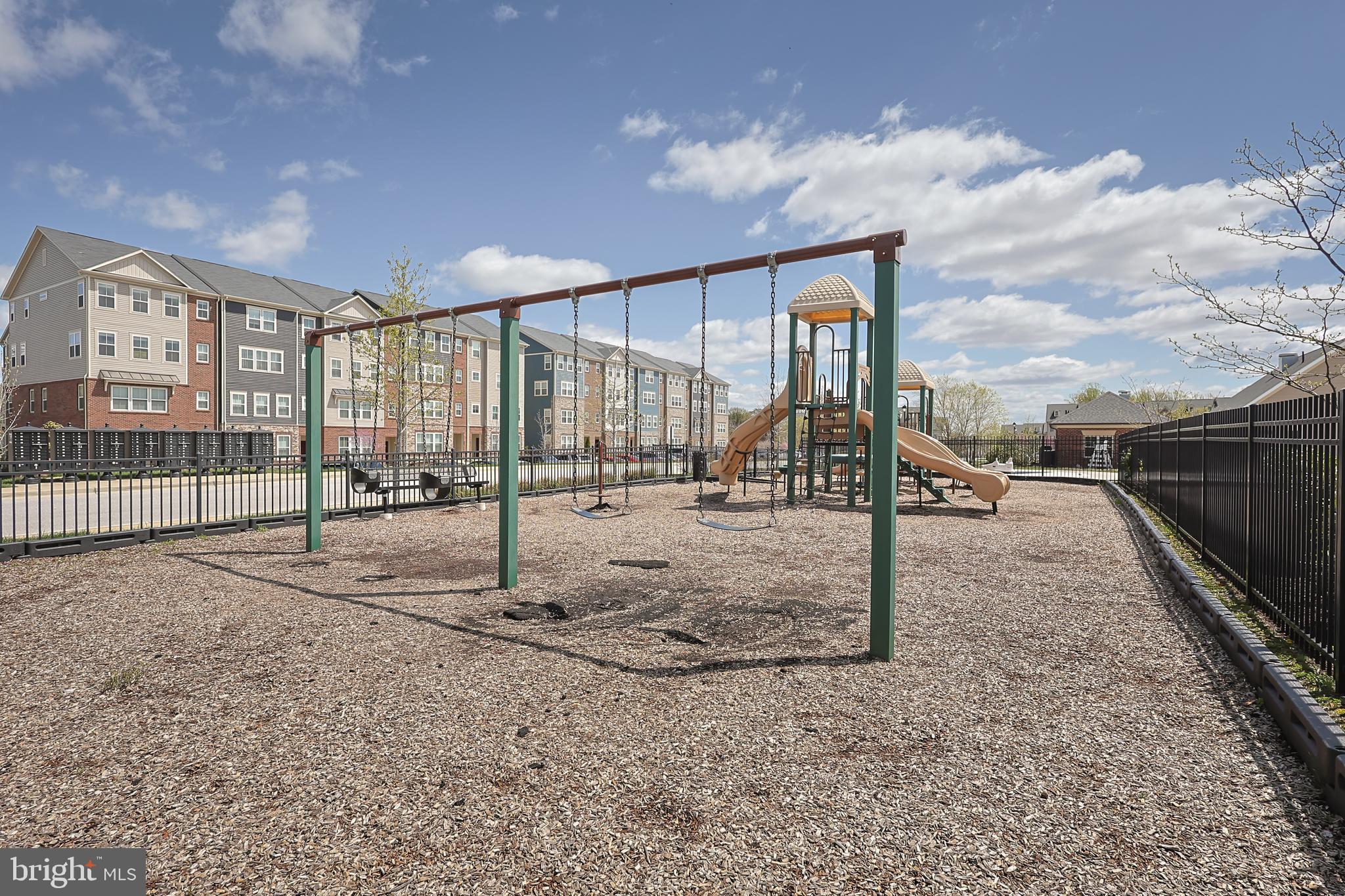 PARKSIDE - Residential Lease