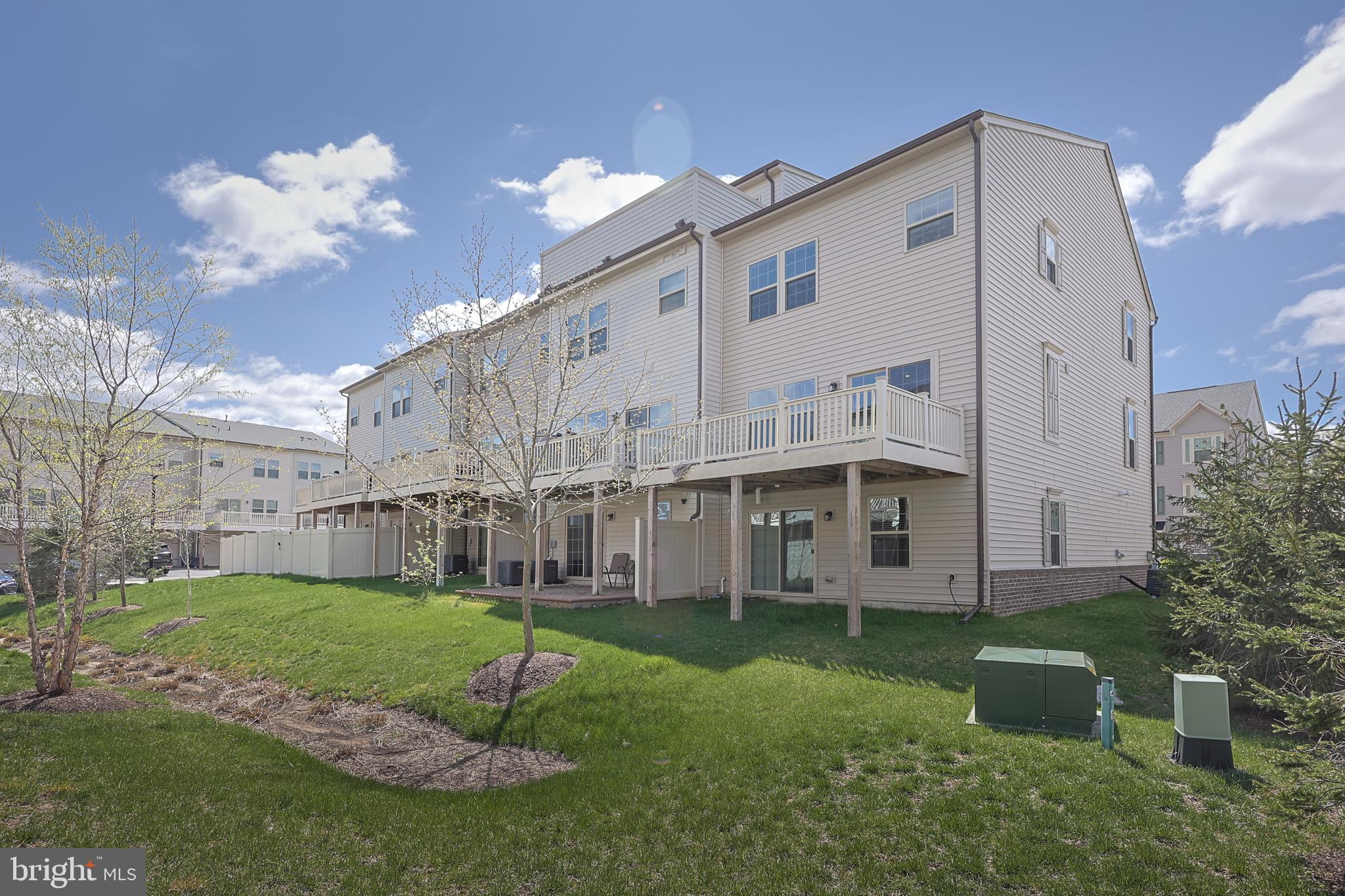 PARKSIDE - Residential Lease