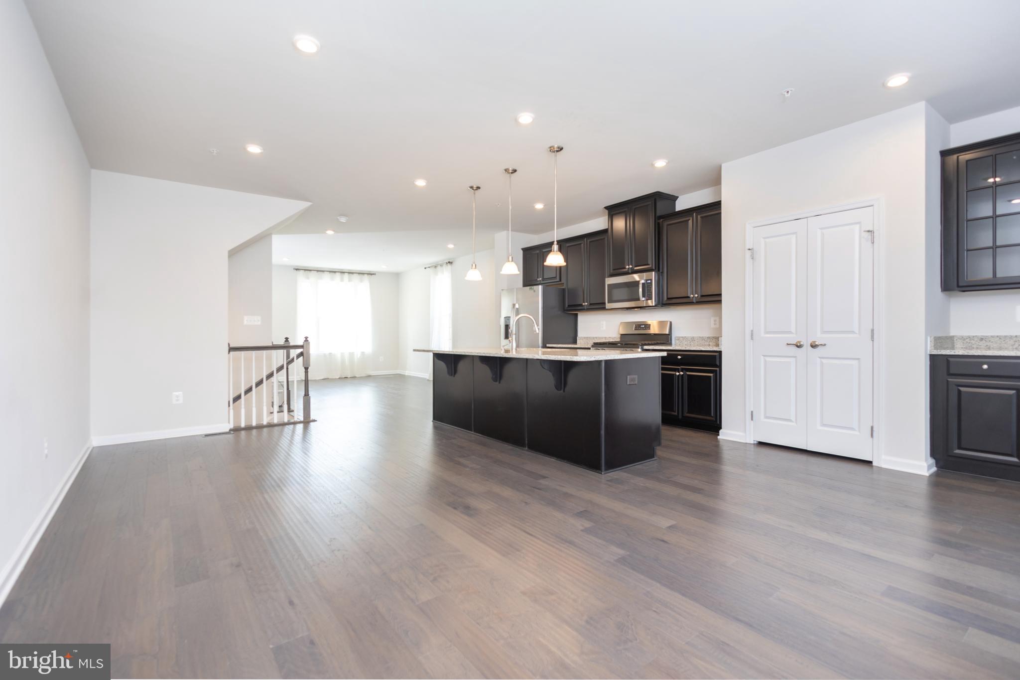 PARKSIDE - Residential Lease