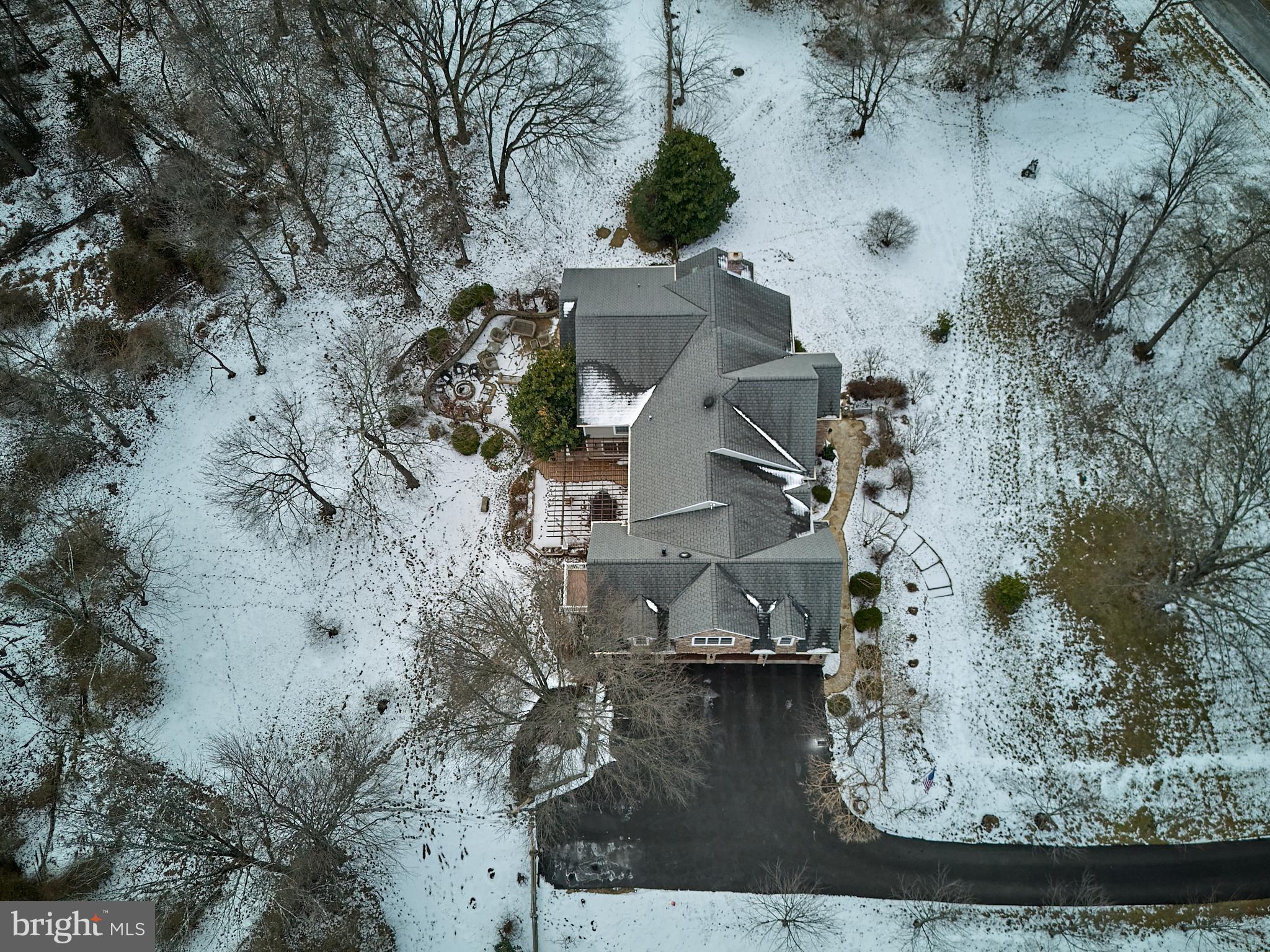 WHITE GATE - Residential