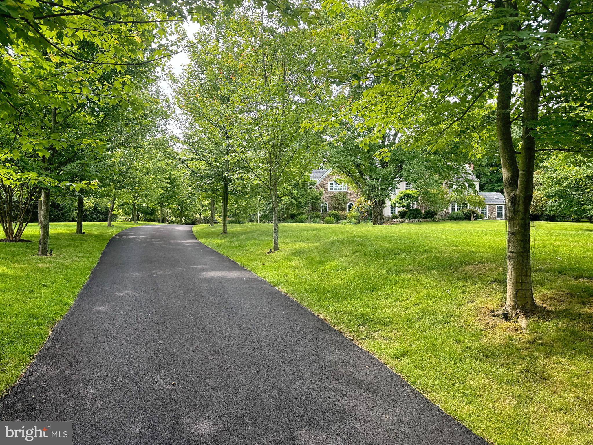 WHITE GATE - Residential