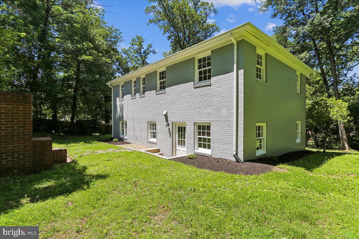 MEADOWOOD - Residential