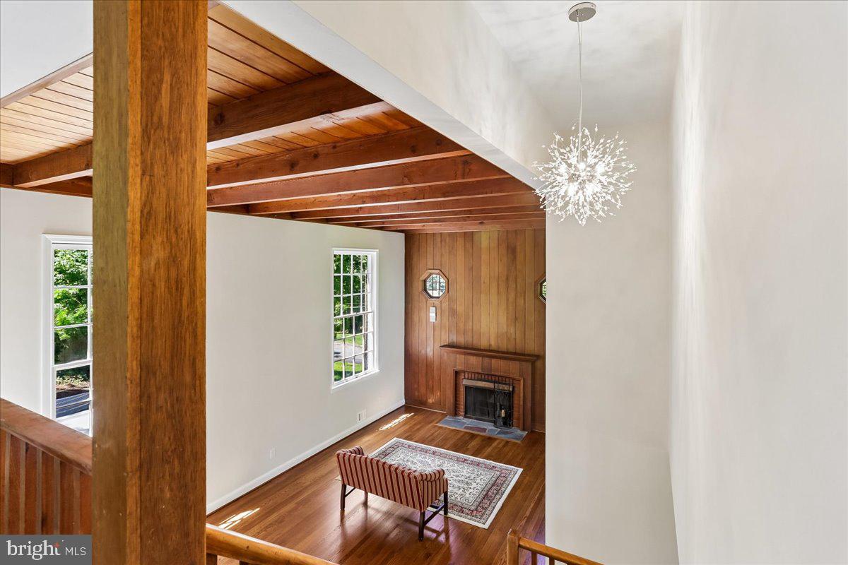 MEADOWOOD - Residential