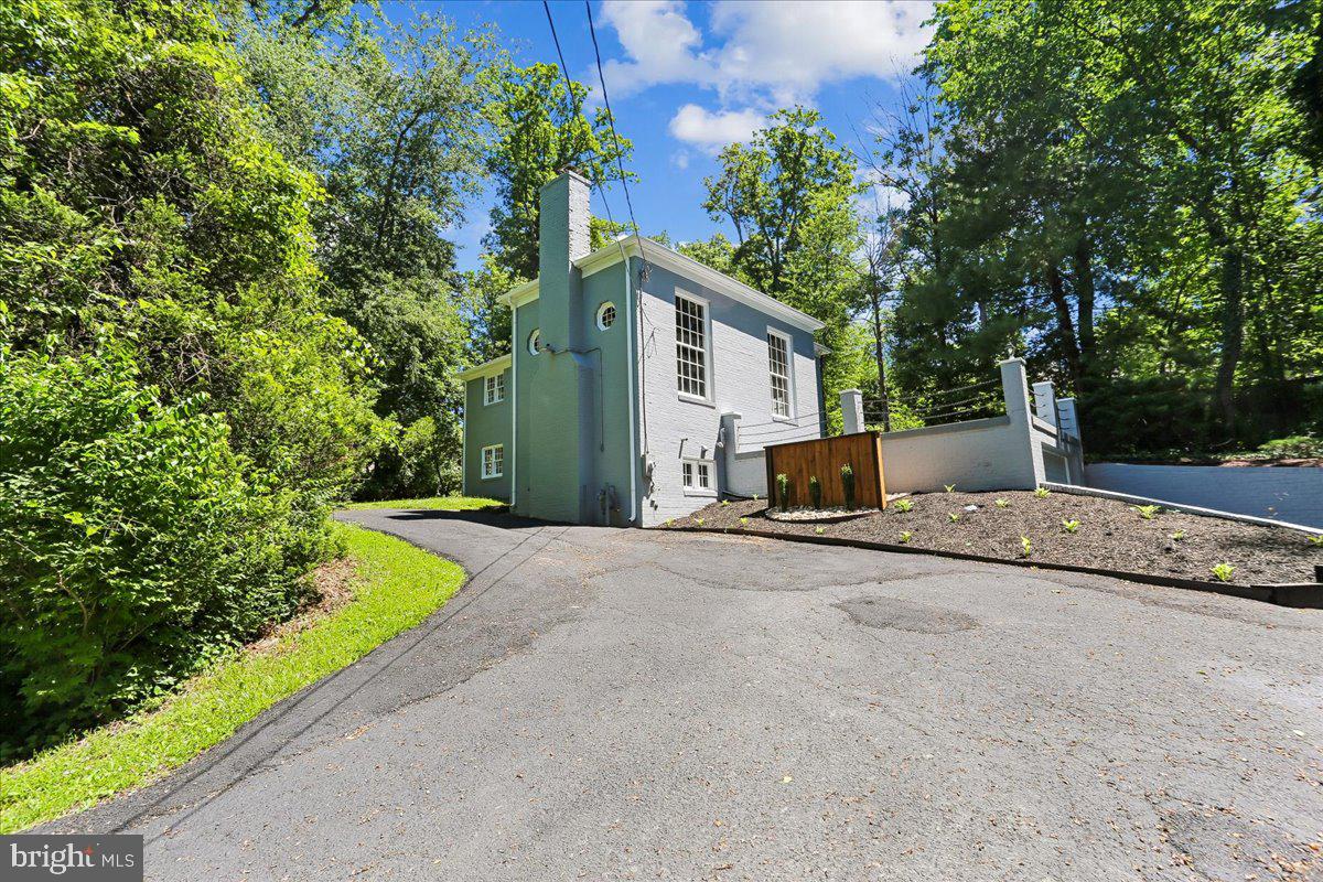 MEADOWOOD - Residential