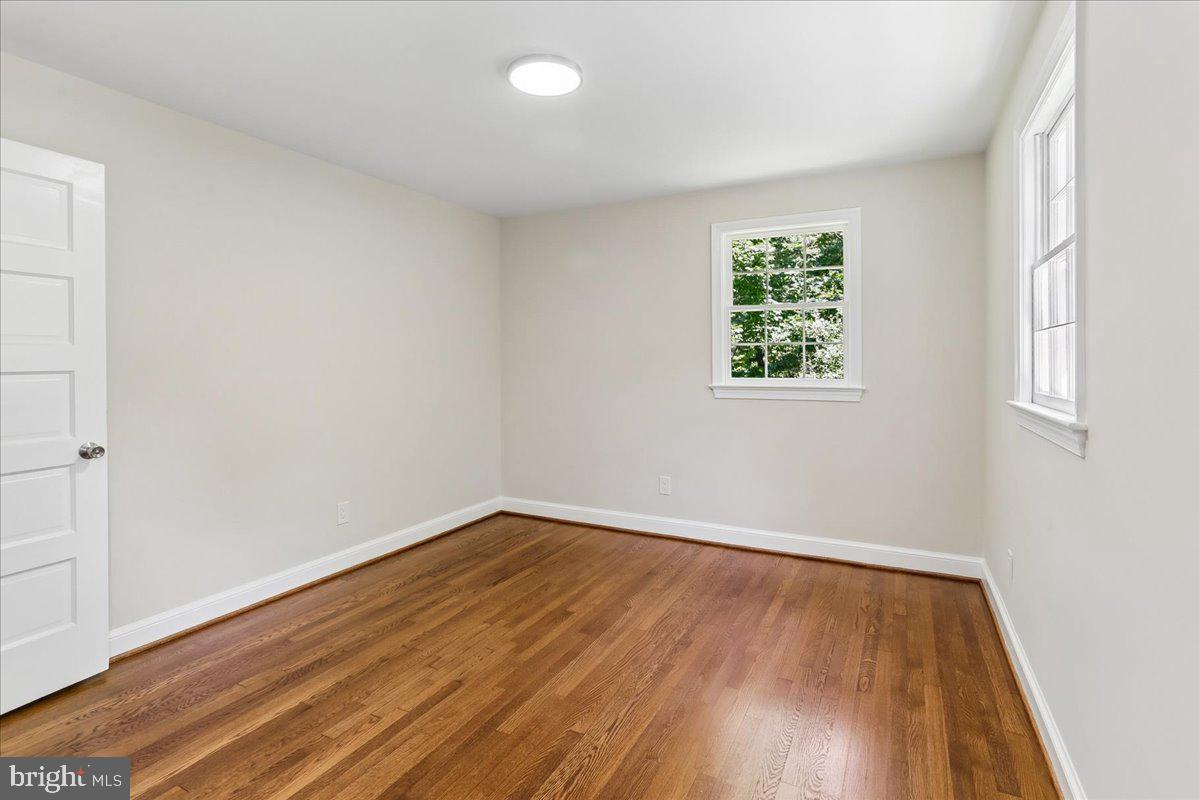 MEADOWOOD - Residential