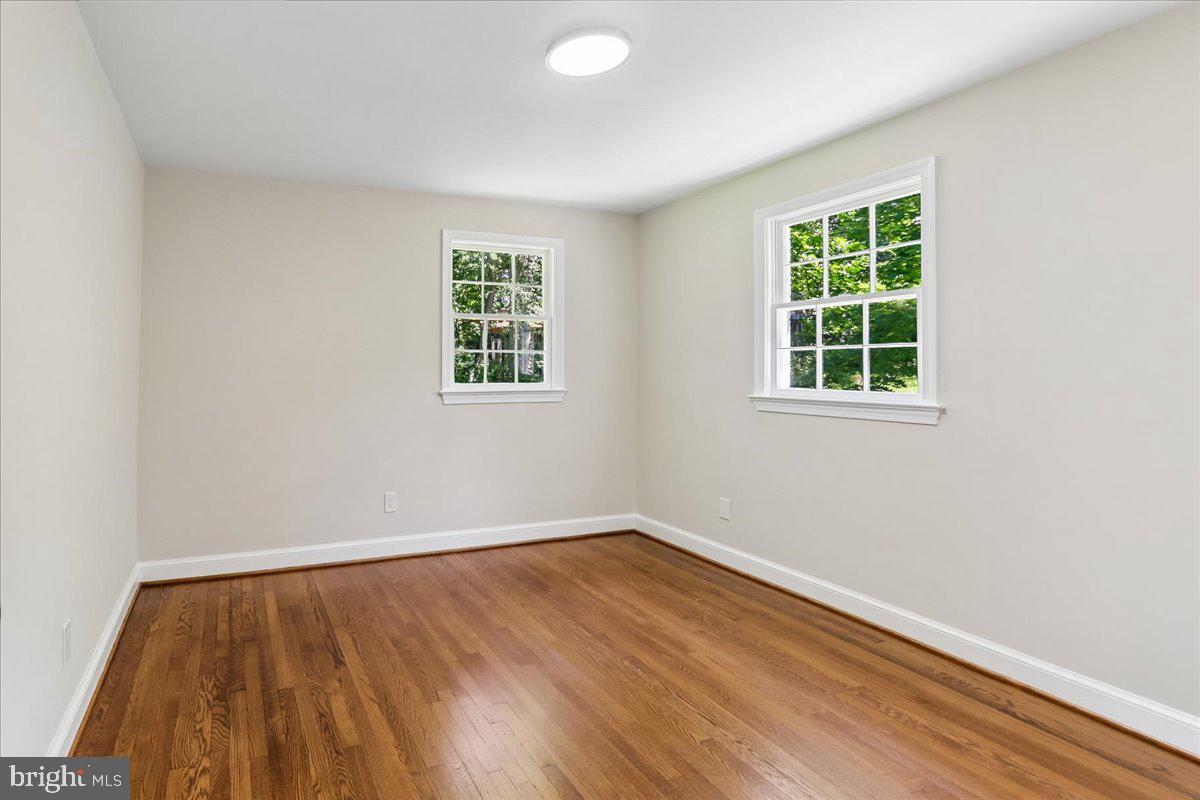 MEADOWOOD - Residential