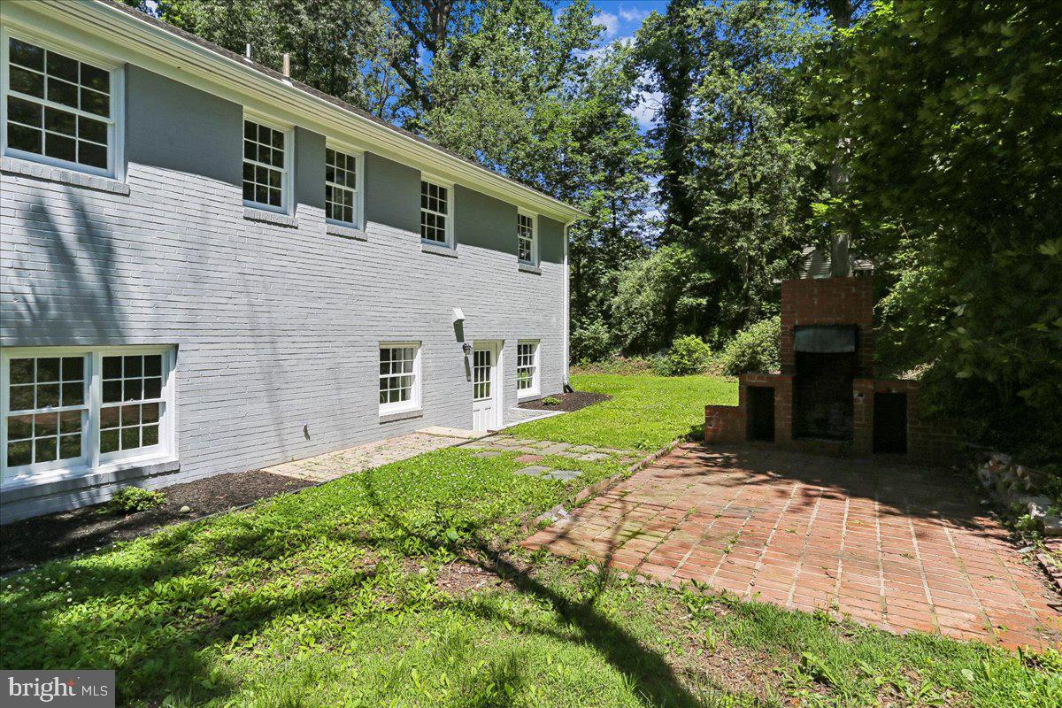 MEADOWOOD - Residential