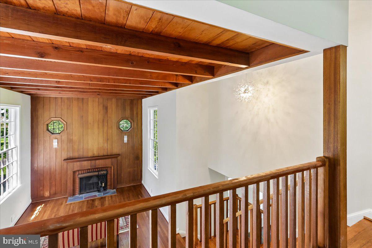 MEADOWOOD - Residential