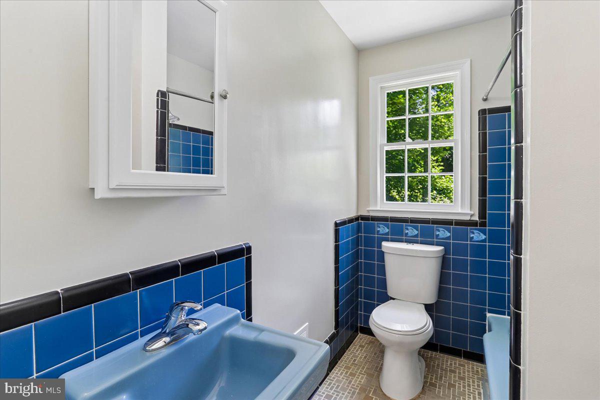 MEADOWOOD - Residential