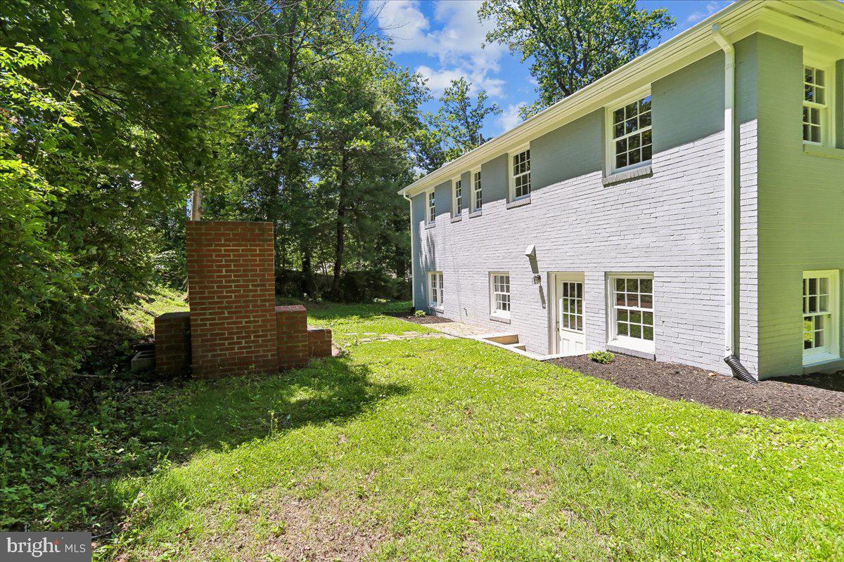 MEADOWOOD - Residential