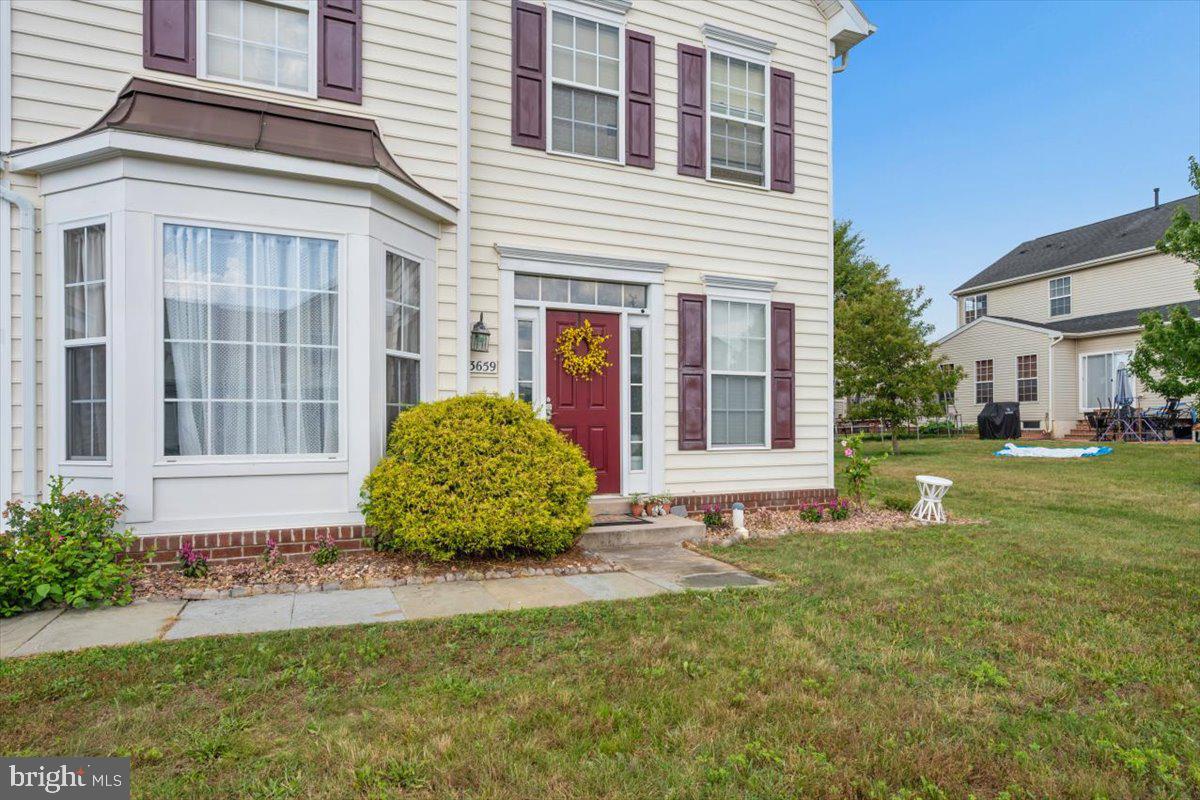 ROLLING HILLS - Residential