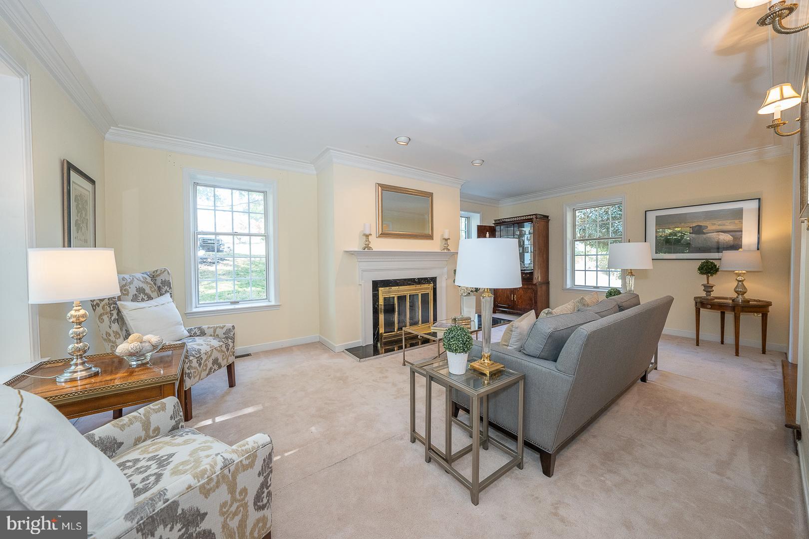 STONEGATE - Residential