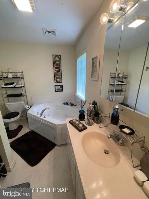 POCONO COUNTRY PLACE - Residential